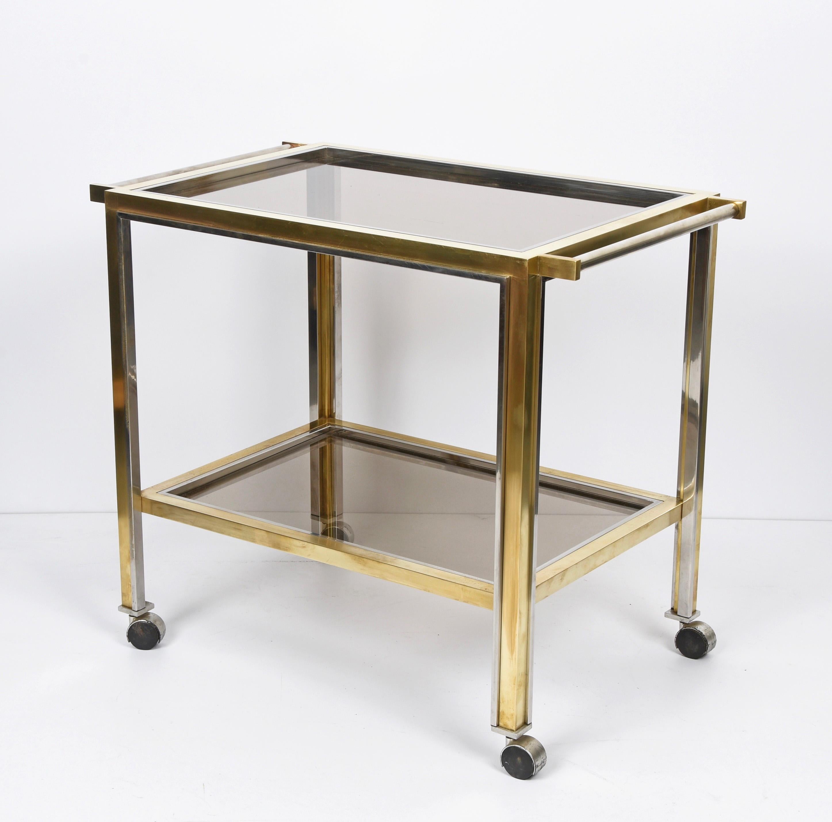Rega Style Midcentury Brass and Chrome Italian Bar Cart with Glass Shelves 1970s In Good Condition In Roma, IT
