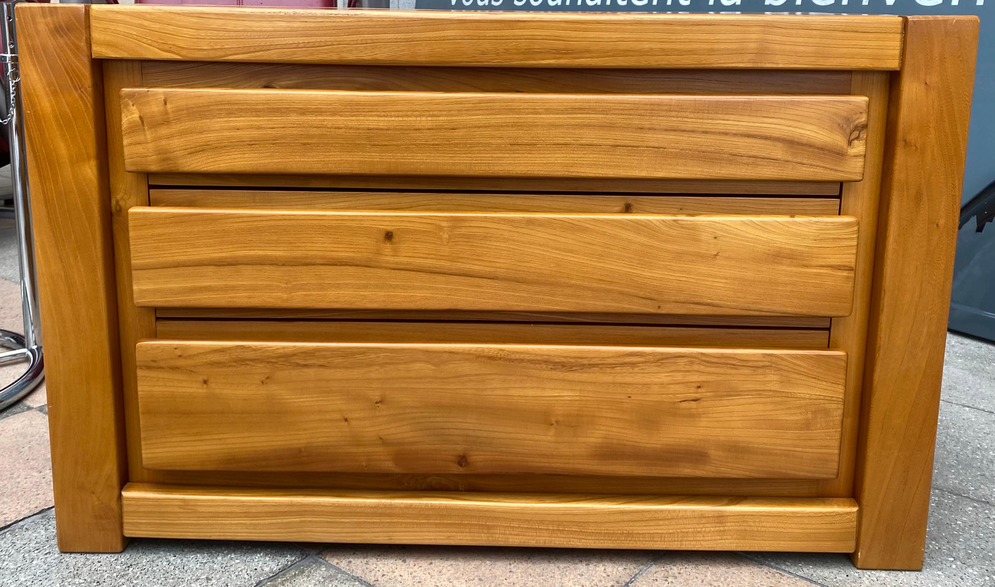 Regain 'Chapo' Chest of Drawers, Storage Unit 3 Drawers For Sale 5