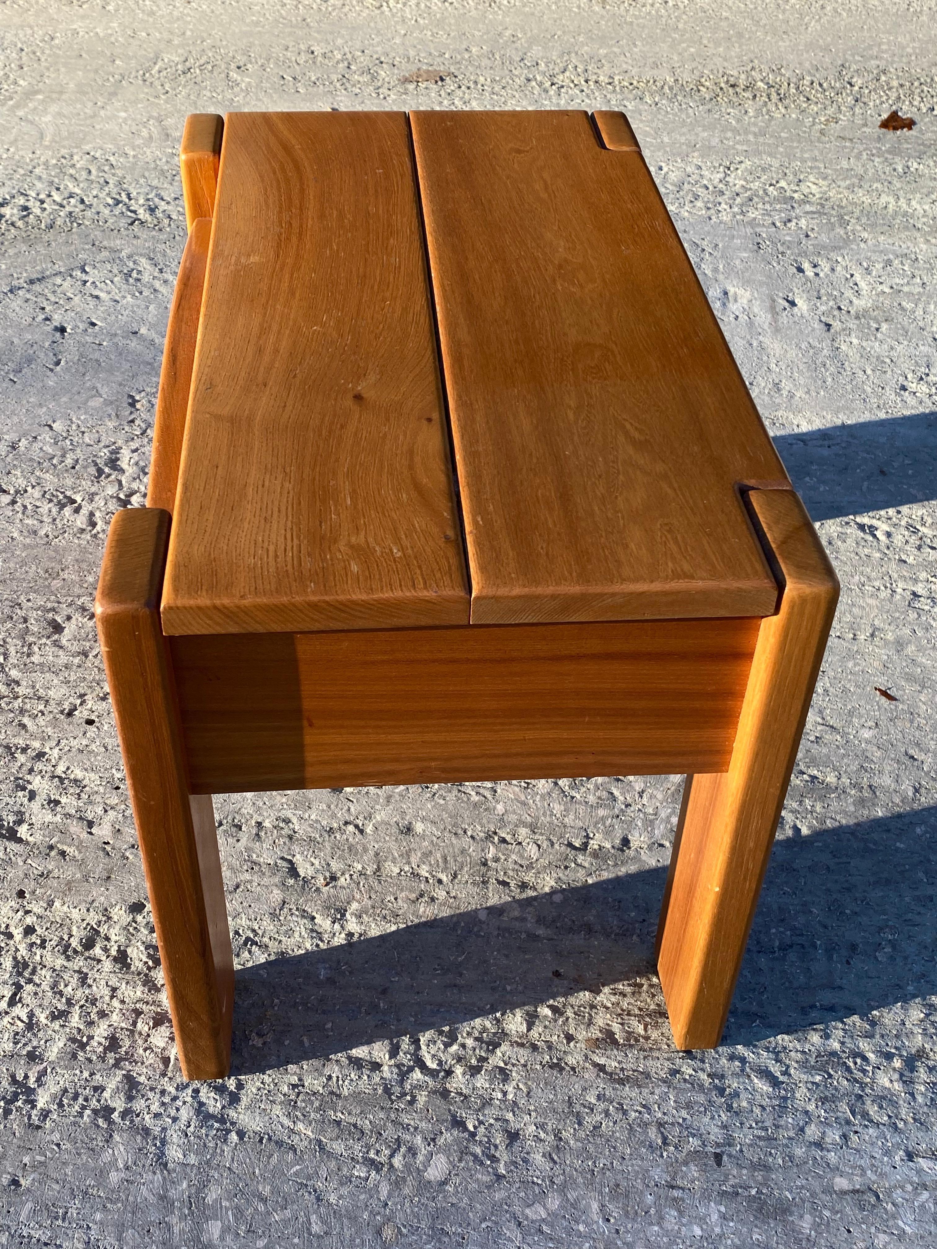 Regain / chapo Solid elm bedside table 1980 in vendita 1