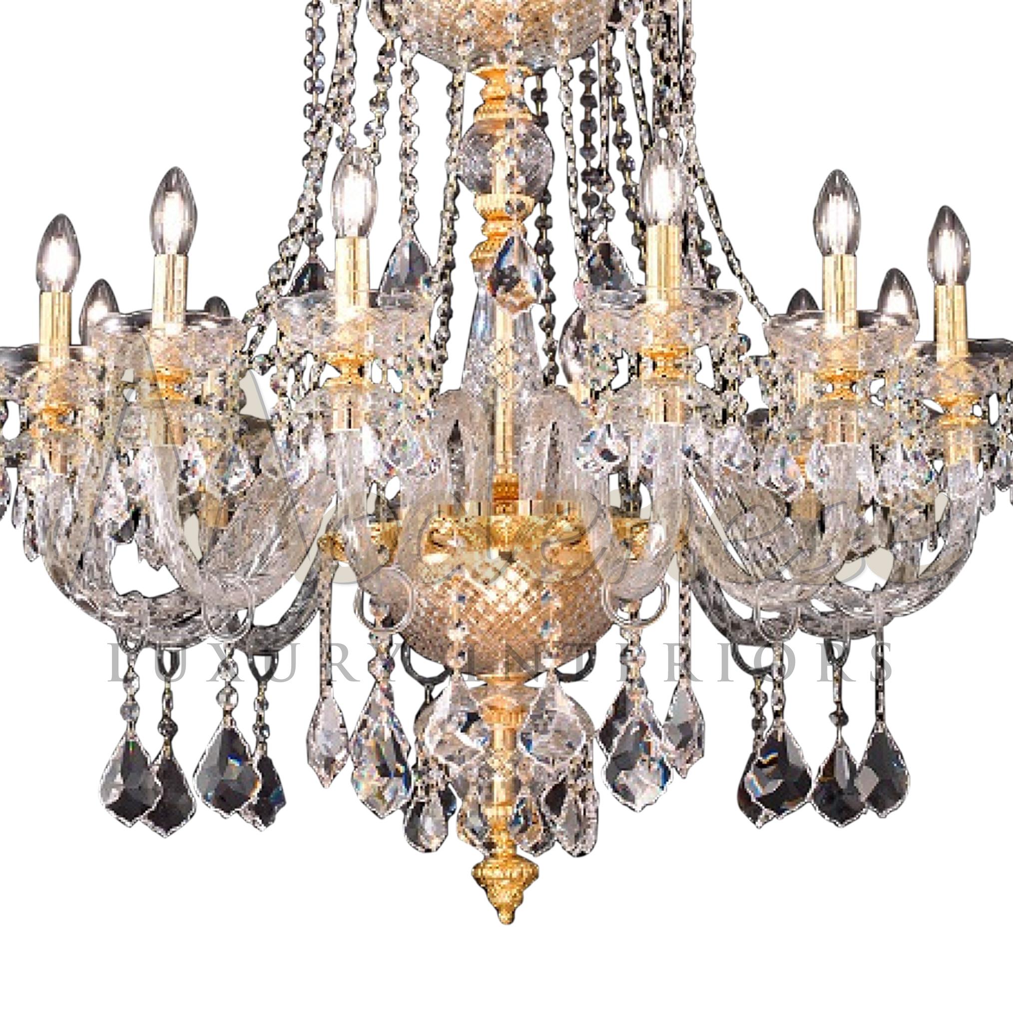 This palace style and royal luxury chandelier from this collection will not leave anyone indifferent. The harmony of proportions, the gold and scholer crystals will give the room refinement and respectable luxury. This model requires 12 single E14