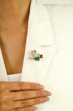 Regal 14K Yellow Gold Bird Pin Brooch with 2.87Ct Zambian Emerald Ruby & Diamond