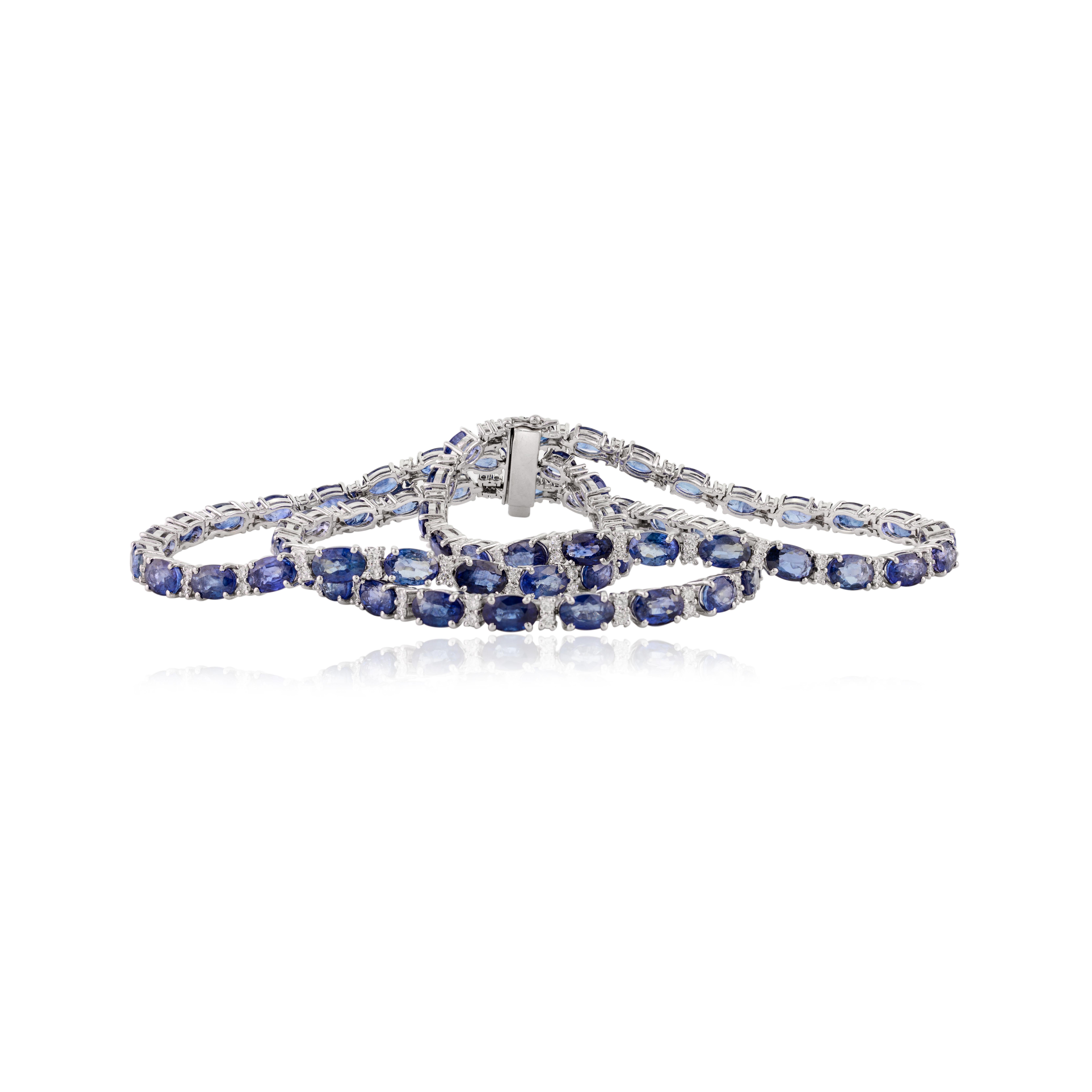 Bracciale Regal 39,02 CTW con zaffiro a tripla linea e diamanti in oro bianco 14 carati In condizioni Nuovo in vendita a New York, NY