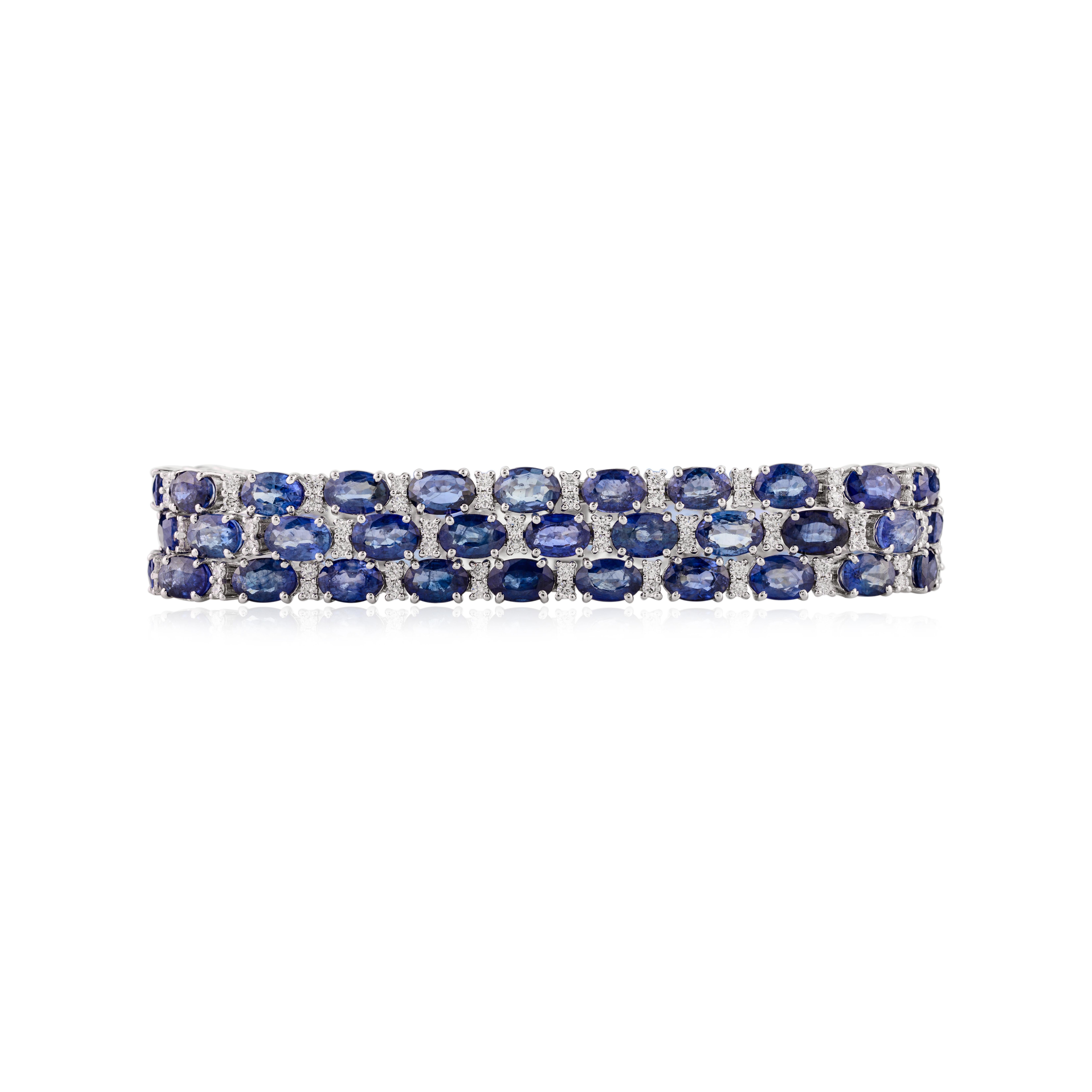 Bracciale Regal 39,02 CTW con zaffiro a tripla linea e diamanti in oro bianco 14 carati in vendita 3