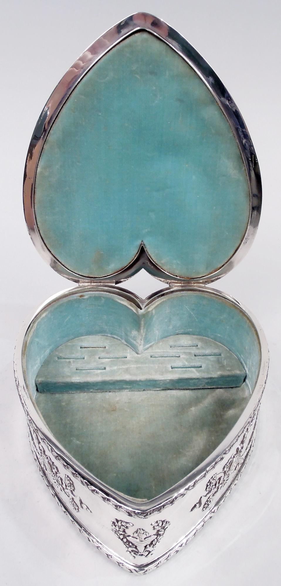 Appliqué Regal and Romantic Sterling Silver Heart-Shaped Jewelry Box For Sale