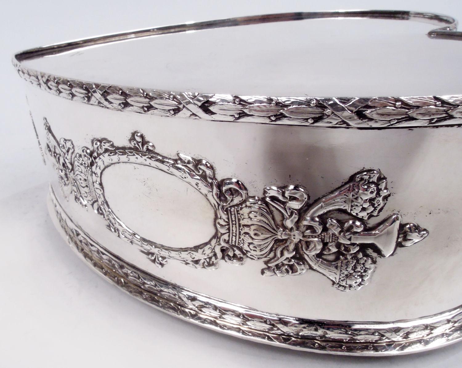 Regal and Romantic Sterling Silver Heart-Shaped Jewelry Box For Sale 1