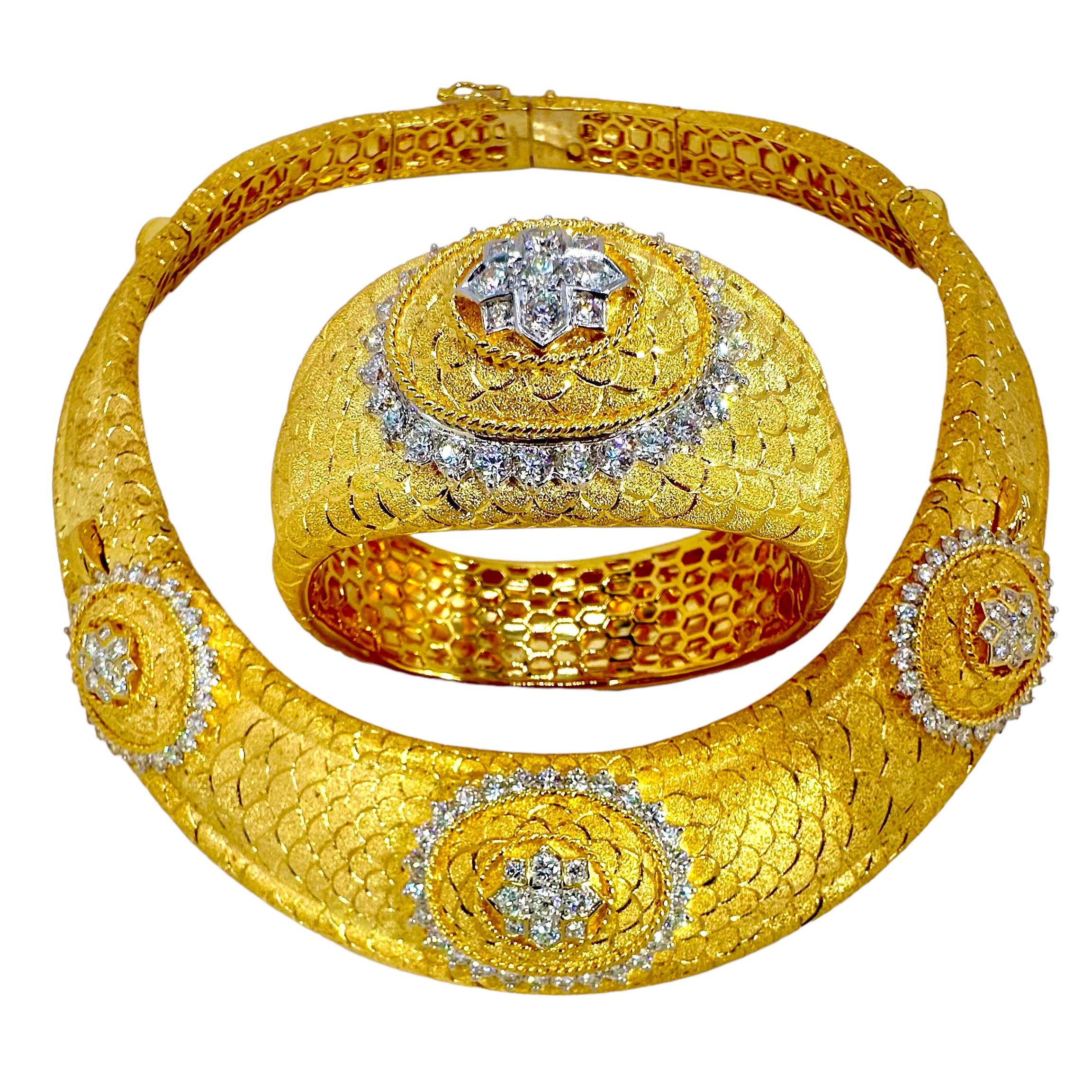 Regal Design, Diamond & Florentine Finish 18K Gold Cuff Bracelet 1.25 Inch Wide For Sale 11