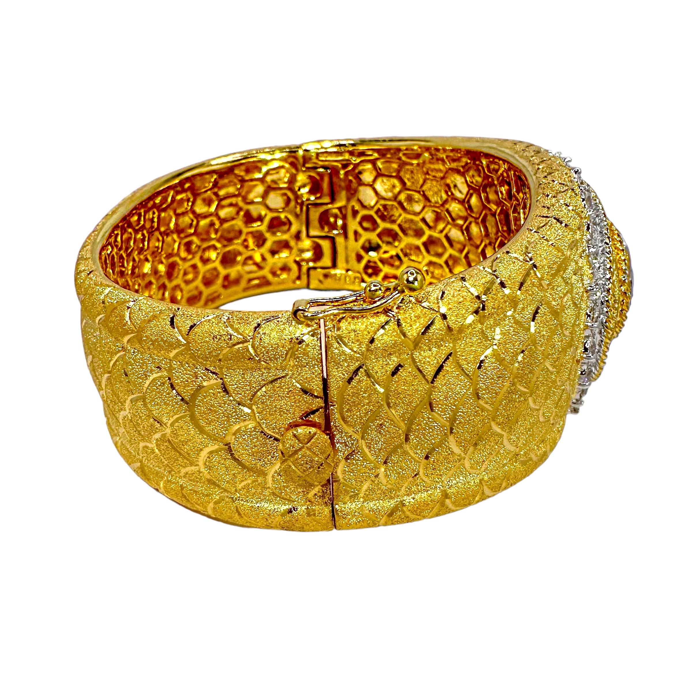 Round Cut Regal Design, Diamond & Florentine Finish 18K Gold Cuff Bracelet 1.25 Inch Wide For Sale