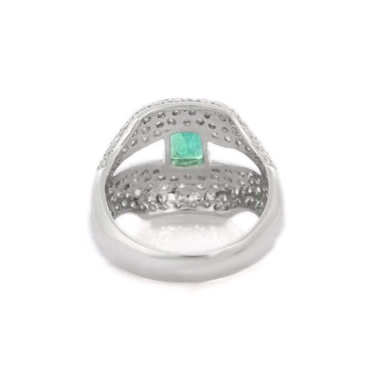 Art Deco Regal Diamond and Emerald Split Shank Cocktail Ring in 18K White Gold For Sale