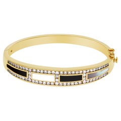Bracelet jonc royal en or 14 carats avec diamants, nacre, onyx noir incrusté et diamants
