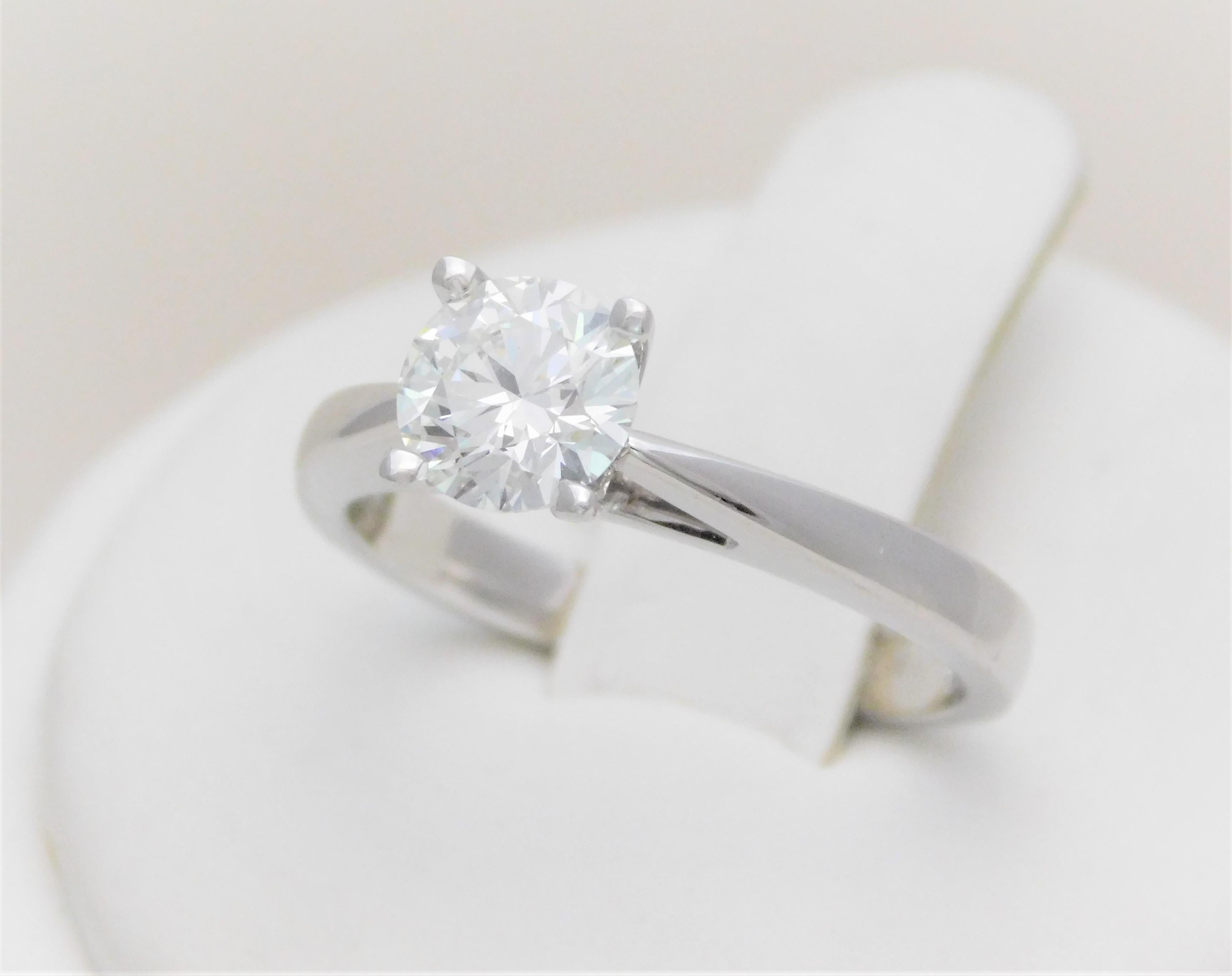 Regal Elegance 1.06 Carat Round Brilliant Diamond Solitaire Platinum Engagement In New Condition In Metairie, LA