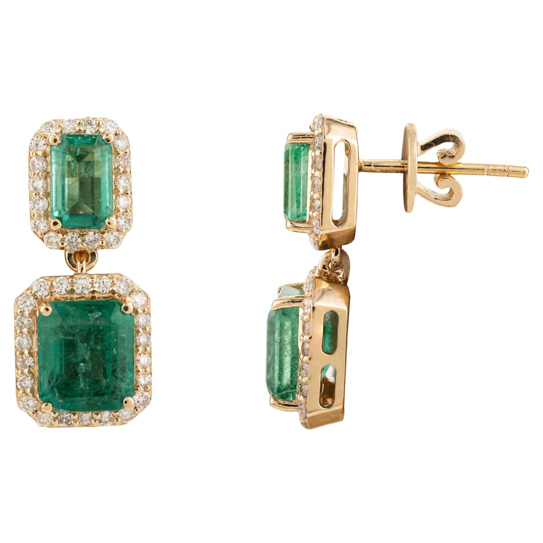 Regal Emerald and Diamond Halo Engagement Dangle Earrings in 18k Yellow Gold For Sale