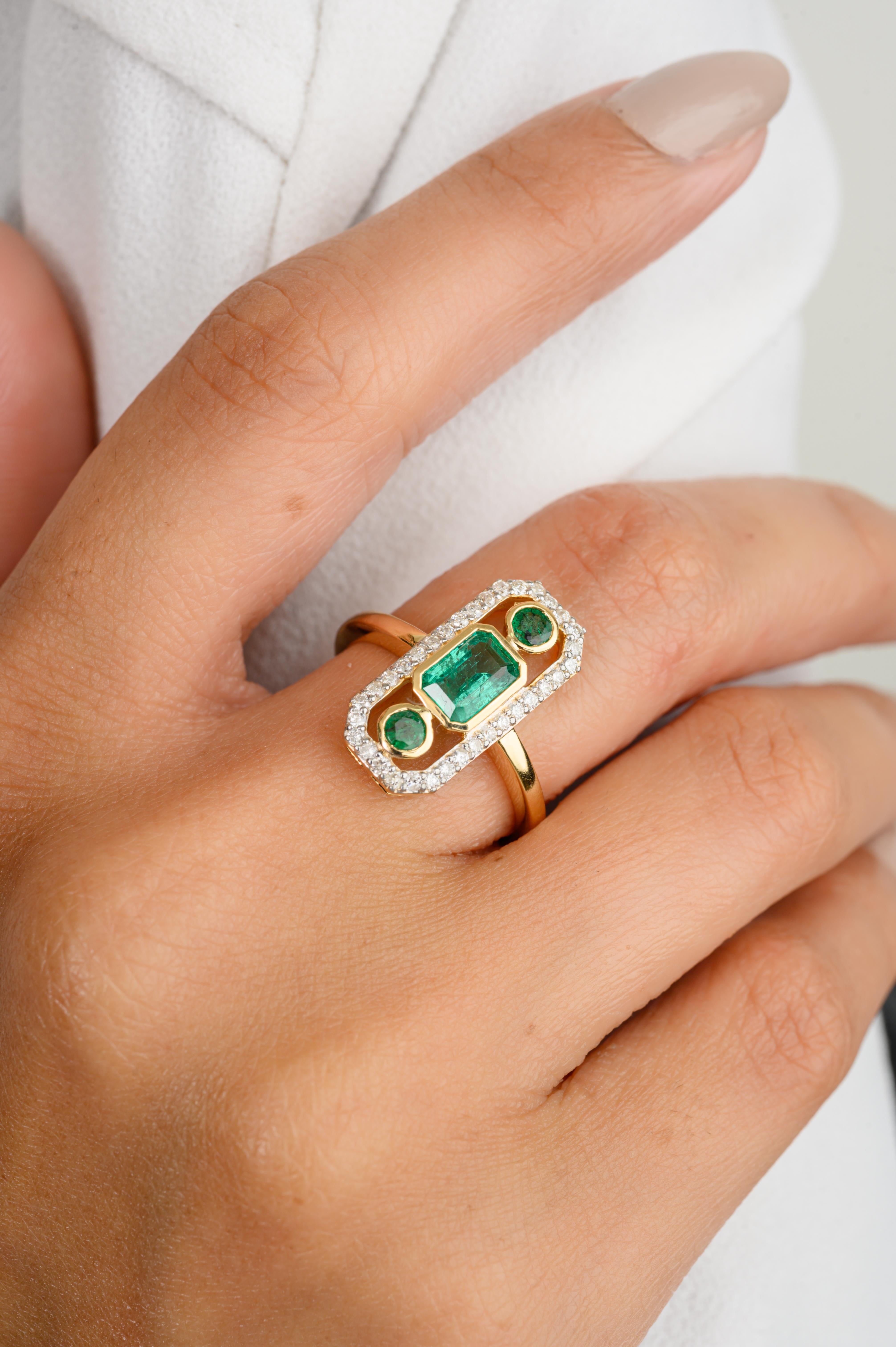 For Sale:  Regal Emerald Diamond Long Statement Ring for Women in 18k Solid Yellow Gold 4