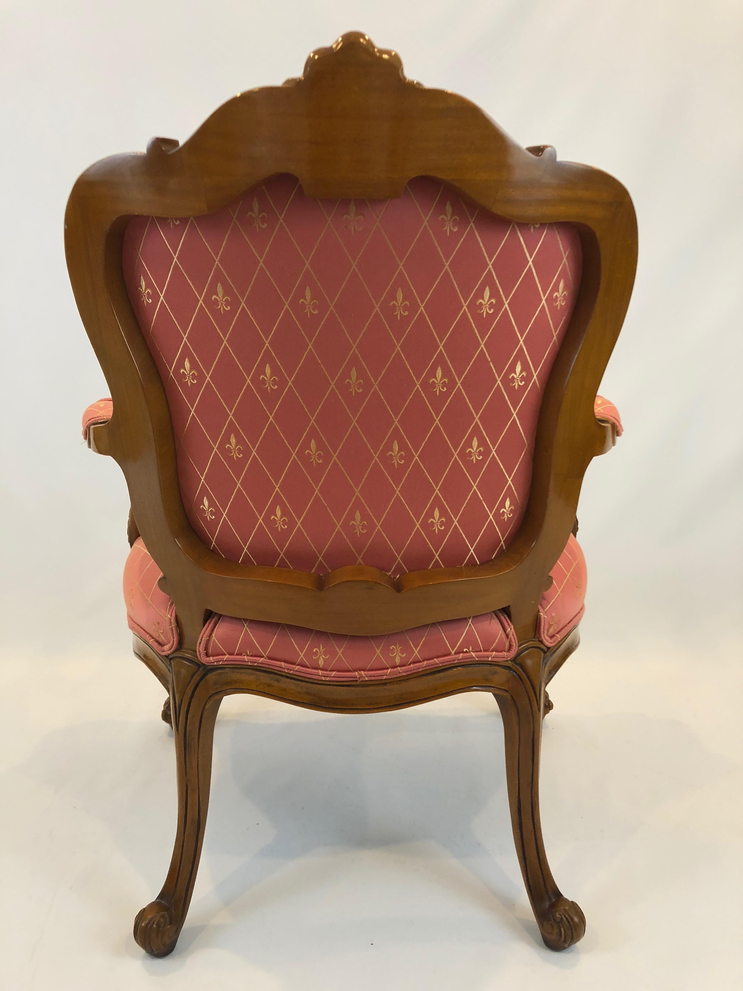 Regal Louis XVI Style Girard Emilia Hand Carved Italian Armchair For Sale 1