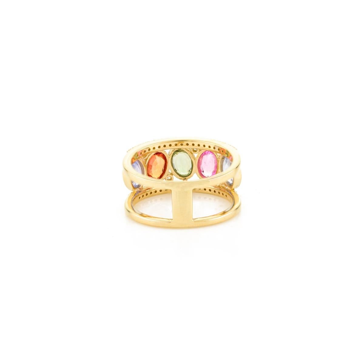 En vente :  Anneau de mariage régalien en or jaune 14k avec saphirs multiples et diamants 7