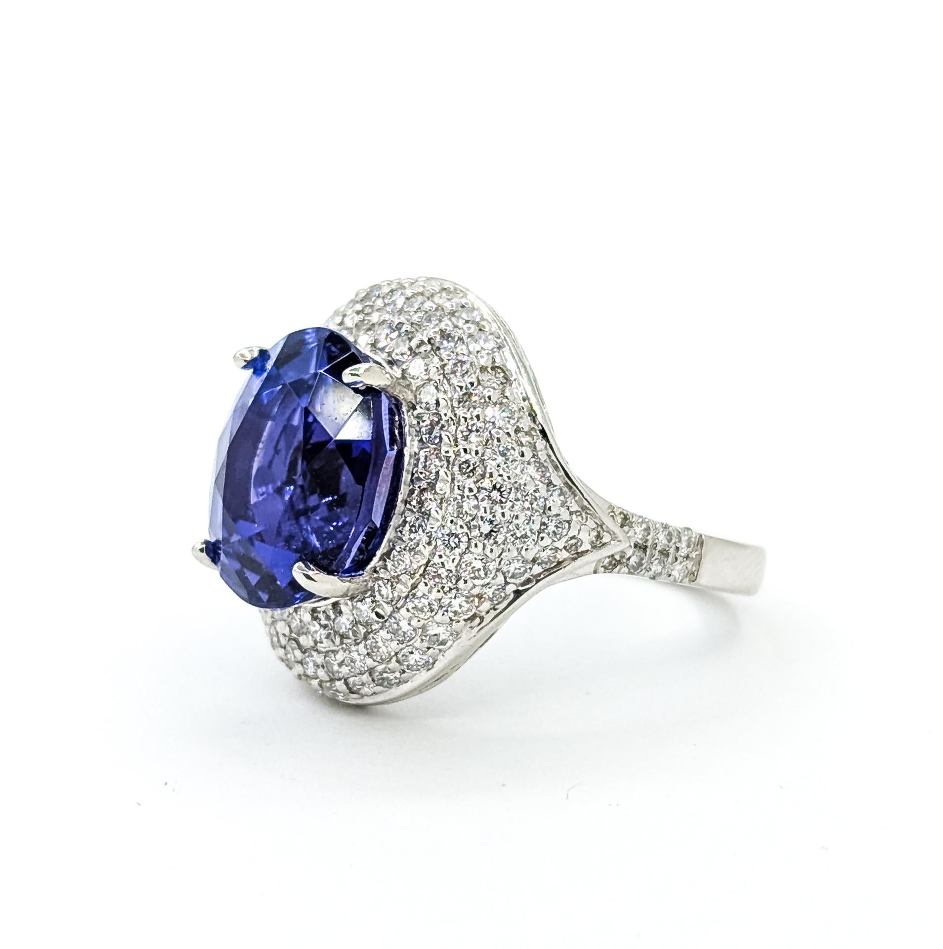 Contemporain Bague cocktail en platine avec tanzanite et diamant en vente