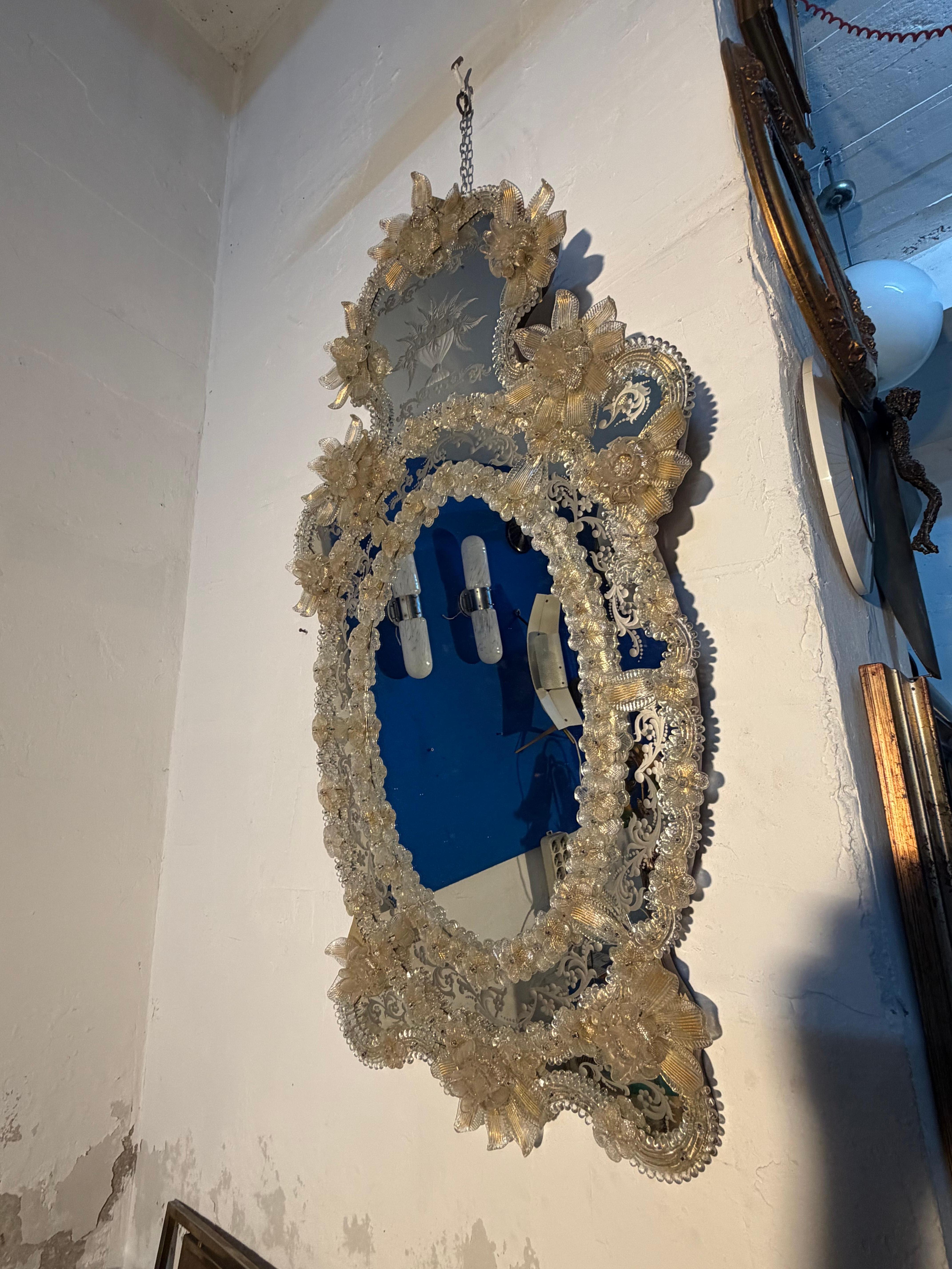 Miroir mural vénitien en verre de Murano attribué à Barovier&Toso, années 1940 en vente 2