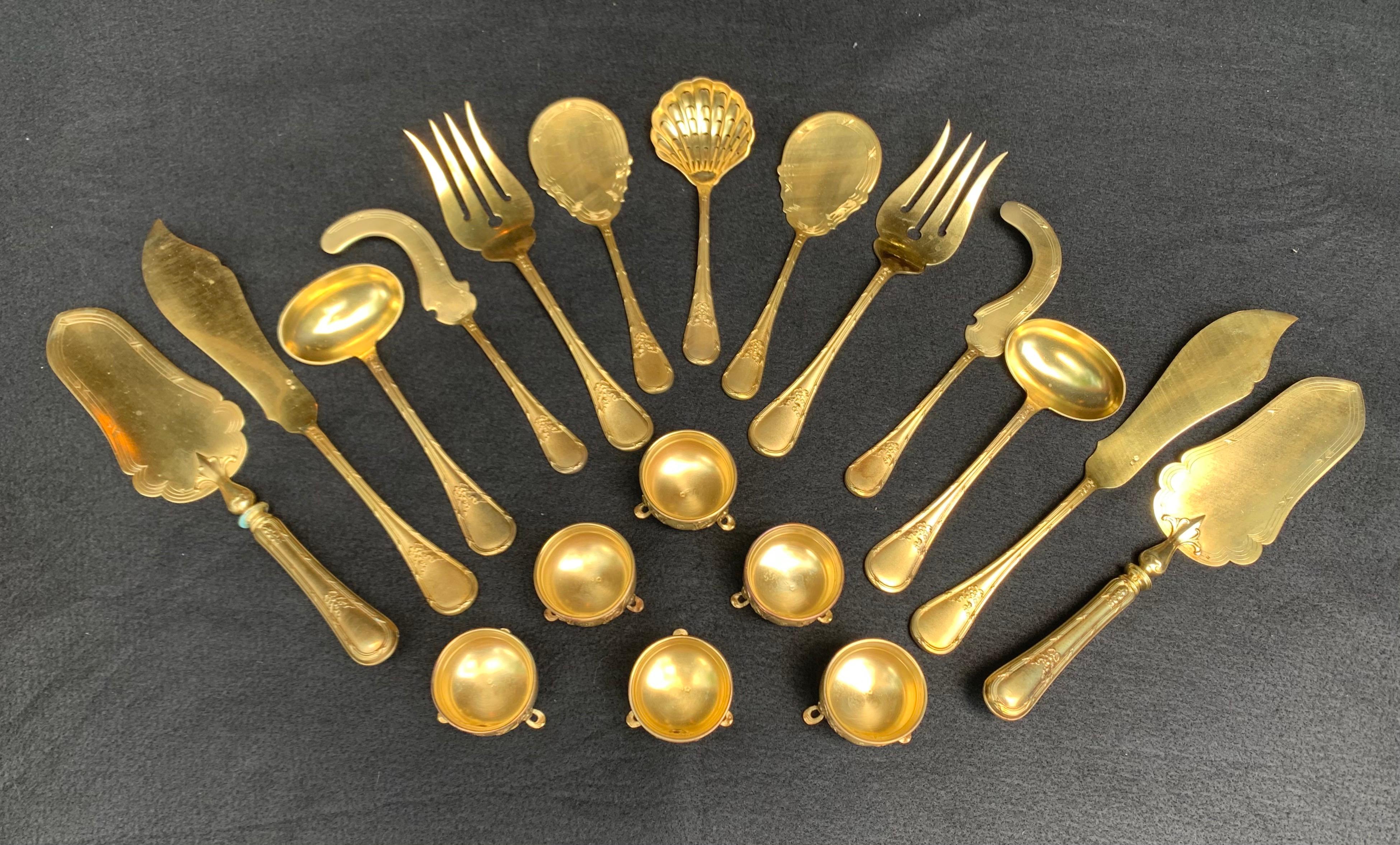 Regal Vienna Vermeil Flatware Silver Service for 18 Guest in Campaign Chest For Sale 1