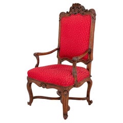 Geschnitztes Fauteuil a la Reine von Regence