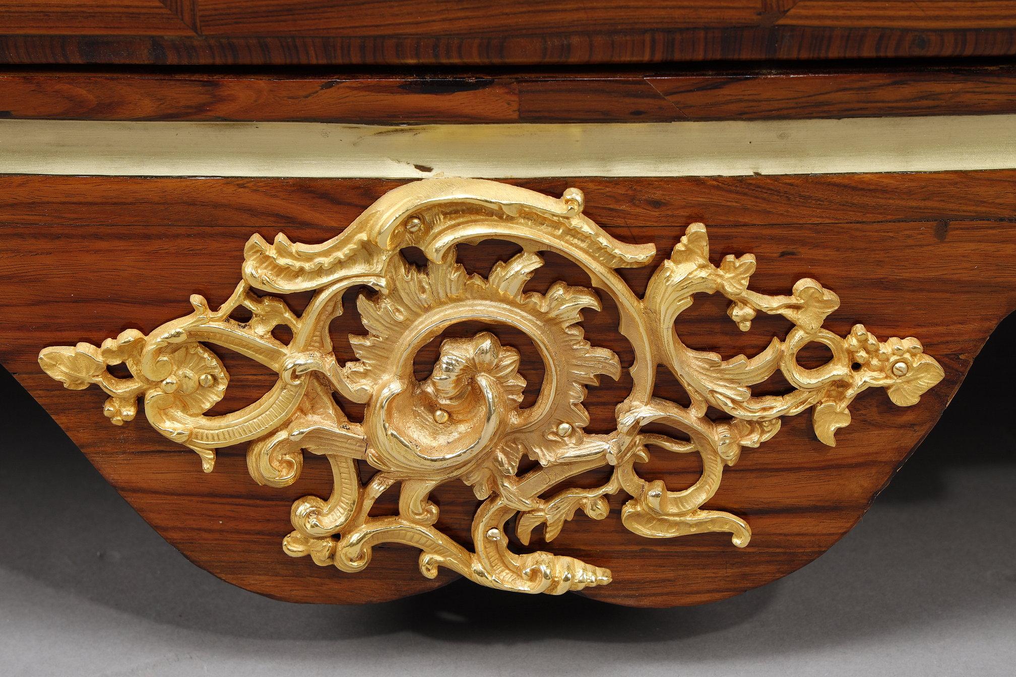 Regence chest of drawers stamped P M , attributed to Pierre Moulin For Sale 3
