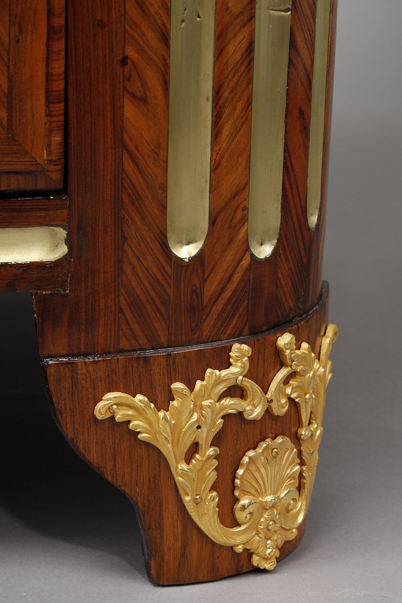 Regence chest of drawers stamped P M , attributed to Pierre Moulin For Sale 7