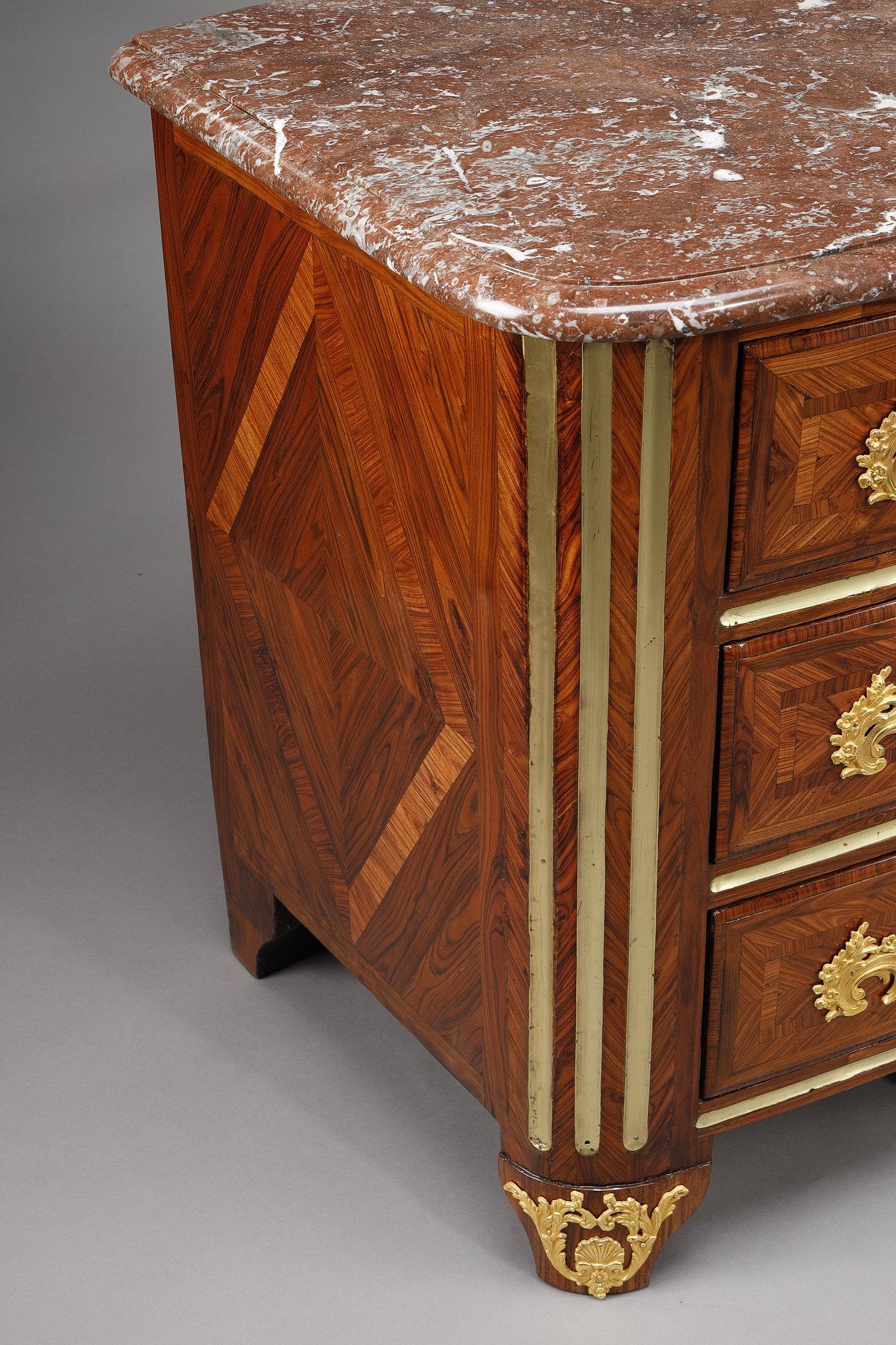 Regence chest of drawers stamped P M , attributed to Pierre Moulin For Sale 9