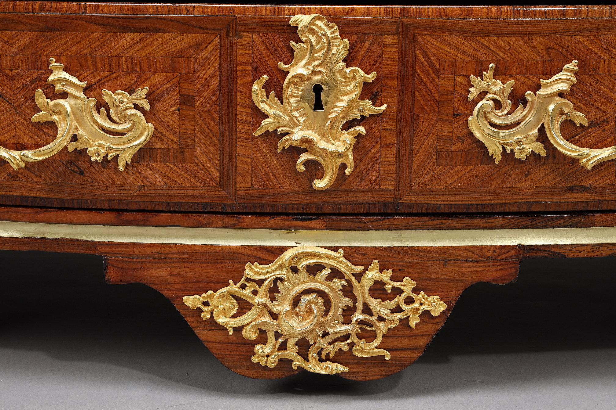 Regence chest of drawers stamped P M , attributed to Pierre Moulin For Sale 2