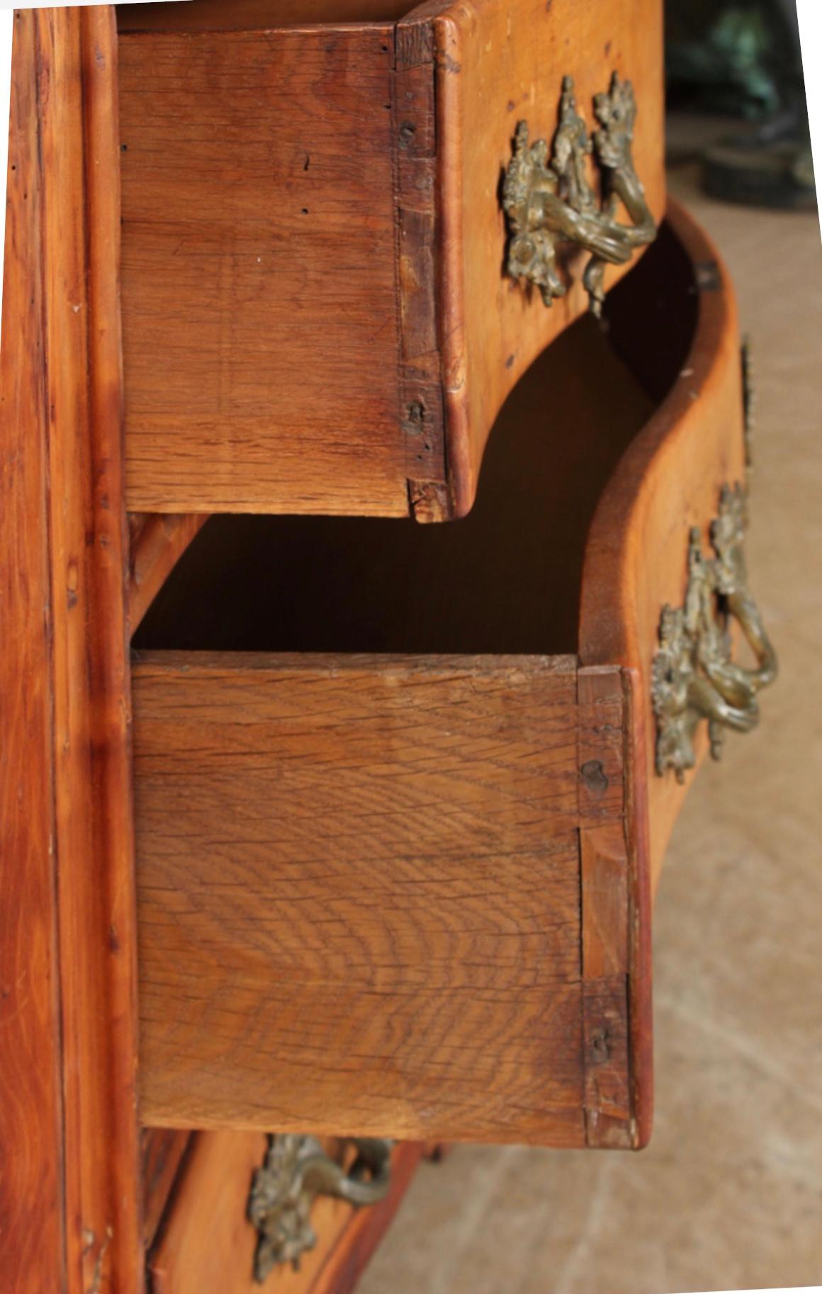 Regence to Louis XV Transitional Provincial Commode, Circa 1720 For Sale 1
