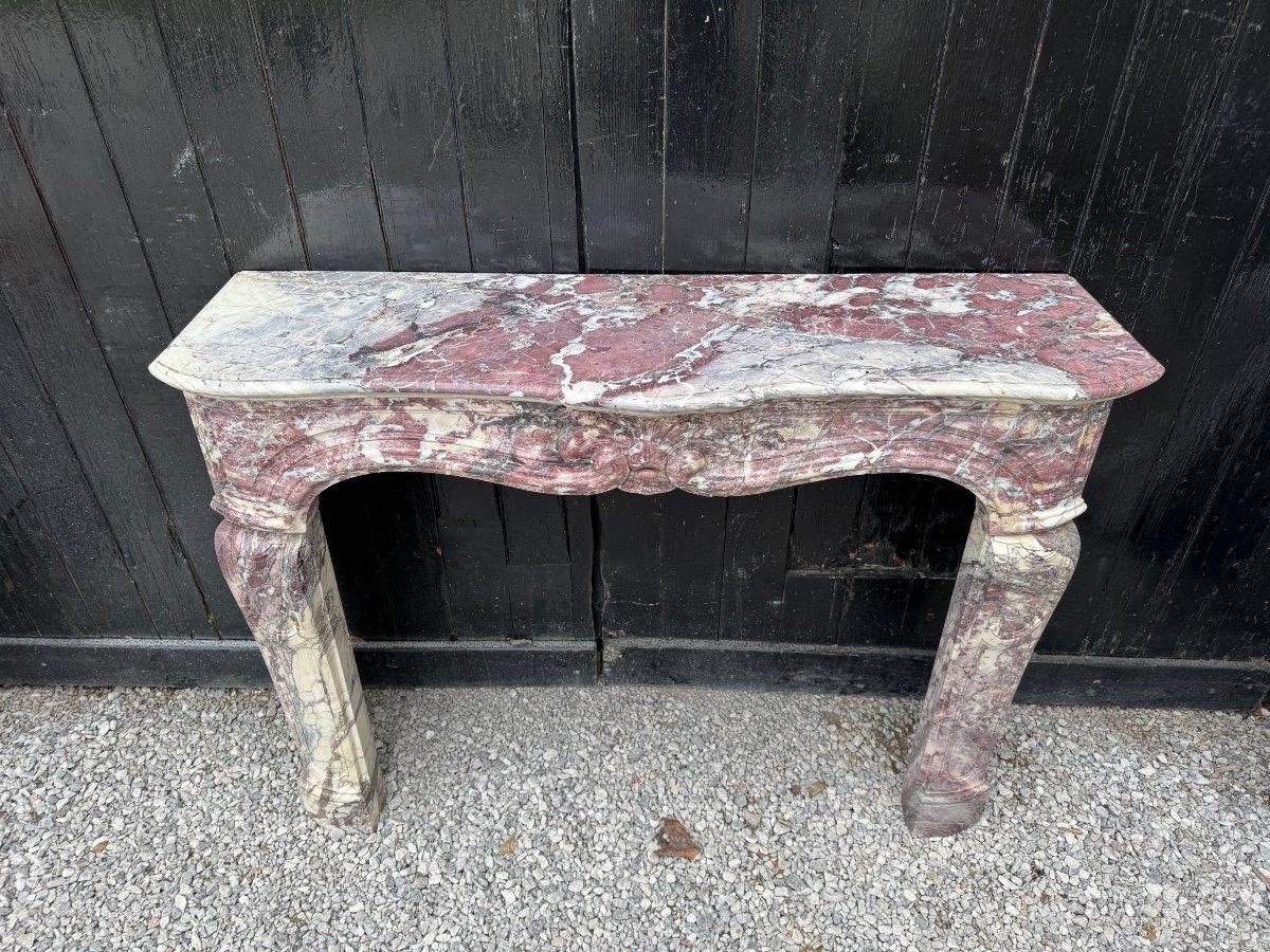 Regence mantel in Breche Violette marble, 18th century For Sale 3
