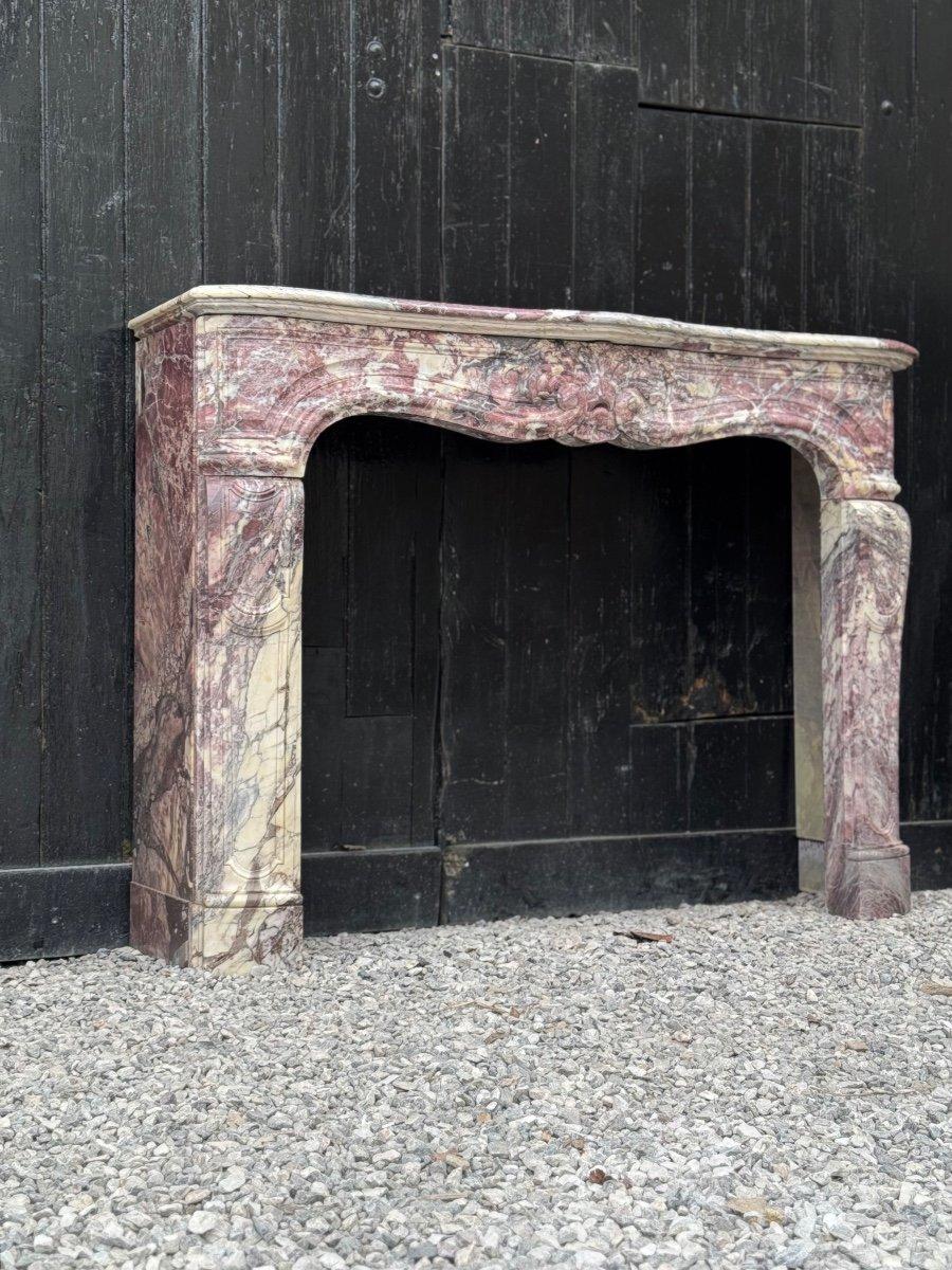 Regence mantel in Breche Violette marble, 18th century For Sale 1