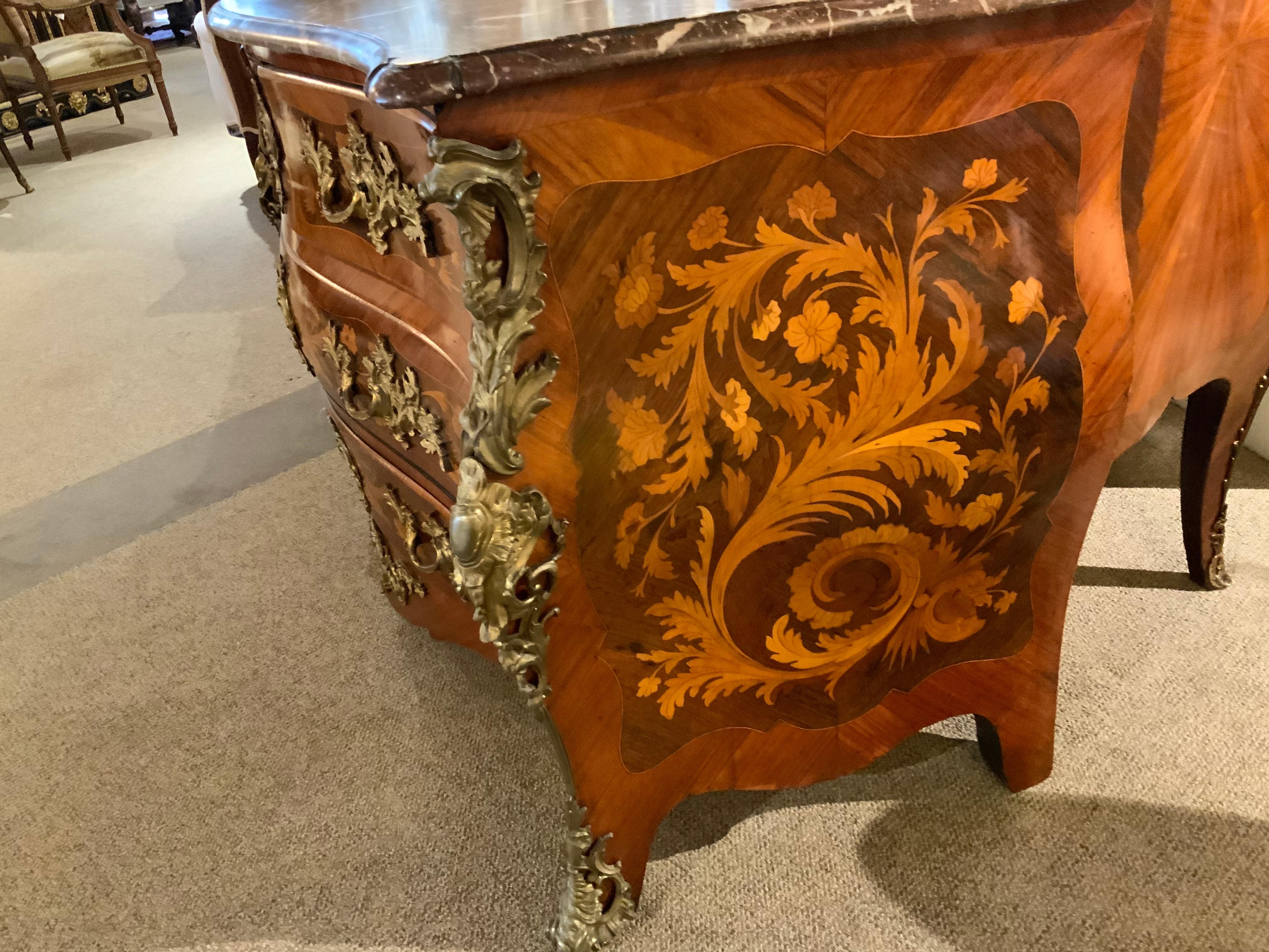 Regence Style Bombe’ Commode, 19th Century with Marble Top, Floral Marquetry 3