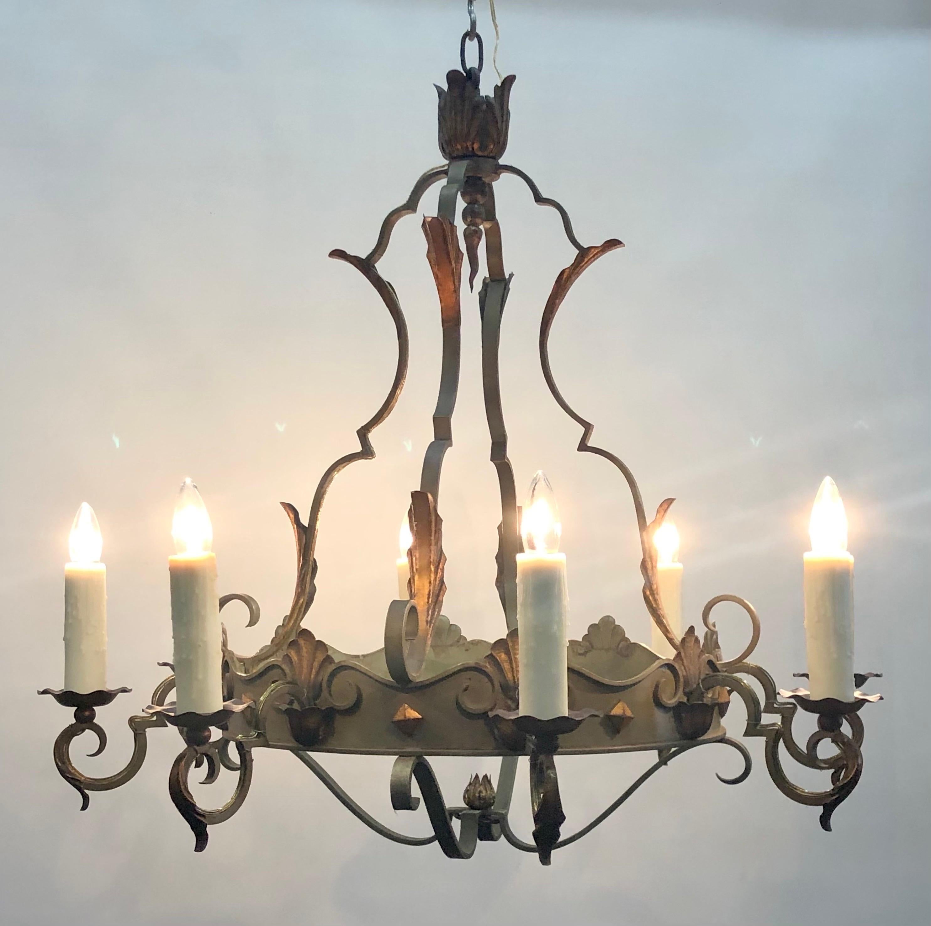 Régence Style French  Tôle  & Wrought Iron Chandelier, Early 20th Century 4
