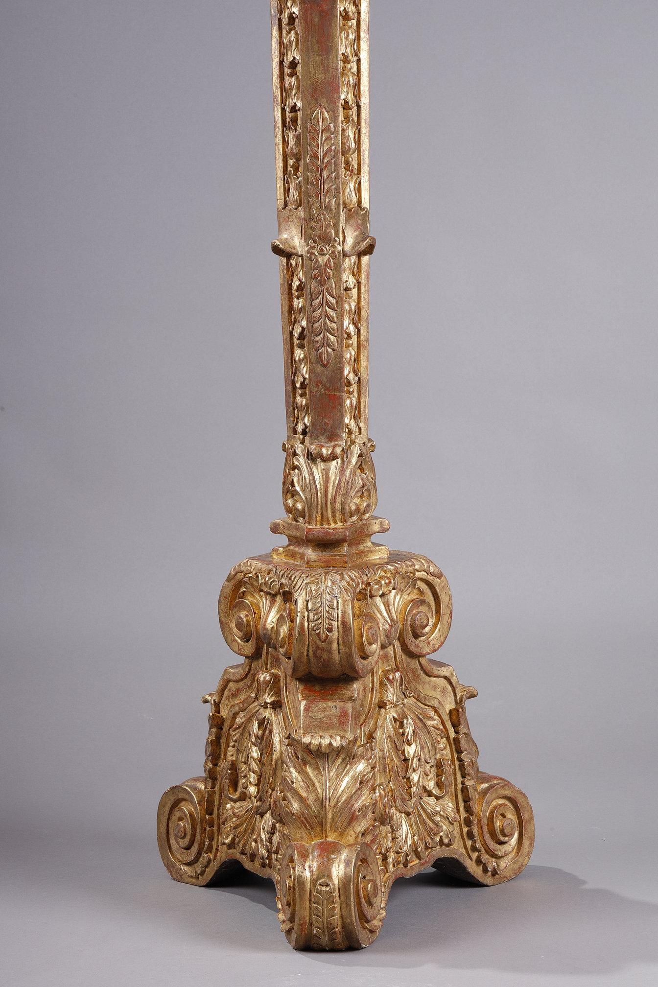 Regence style tripod giltwood stand For Sale 11