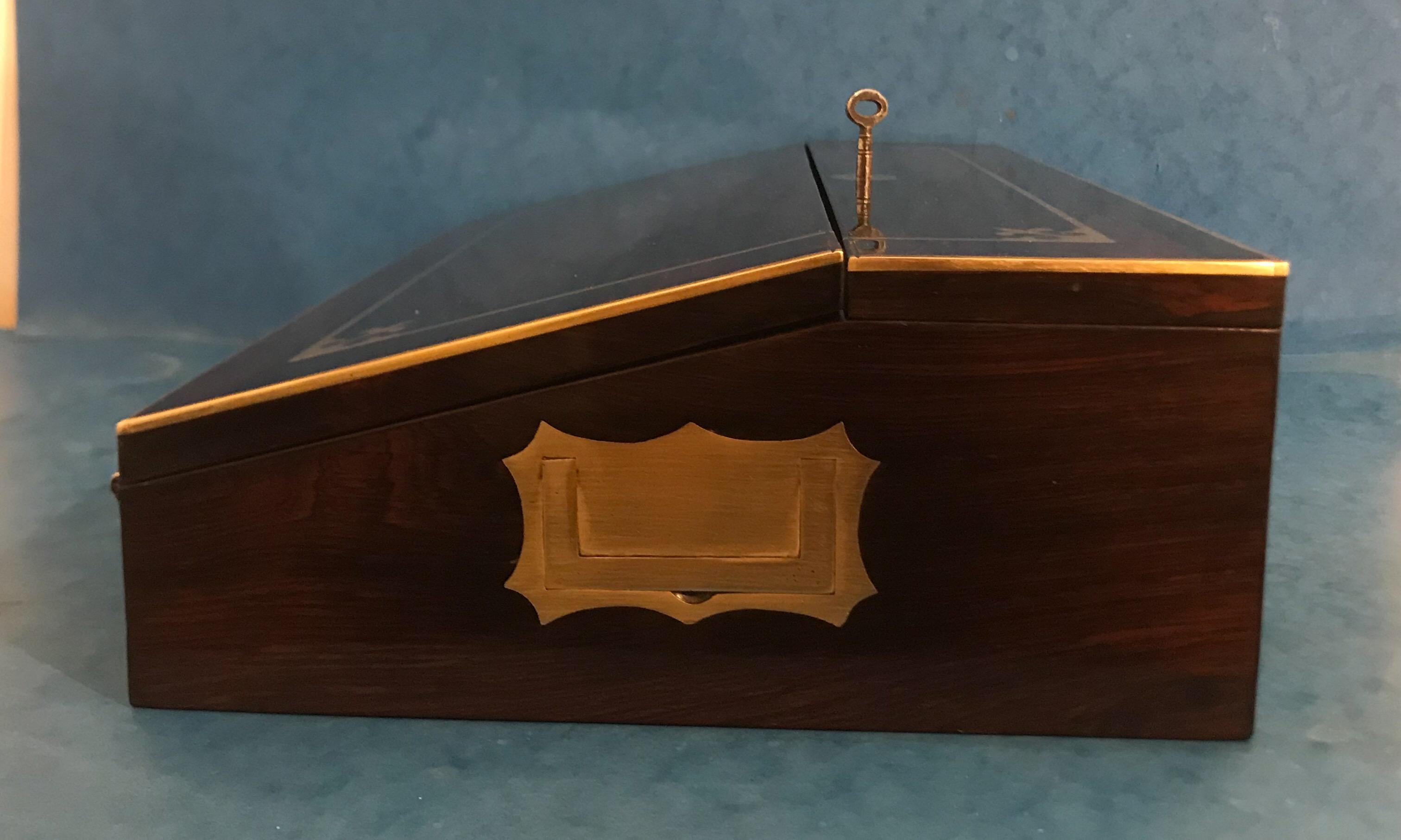 Regency 1820 Brass Inlaid Rosewood Lap Desk In Good Condition For Sale In Windsor, Berkshire