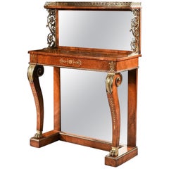 Regency Regency-Pfeilertisch aus Amboyna und Messing mit Intarsien aus vergoldeter Bronze