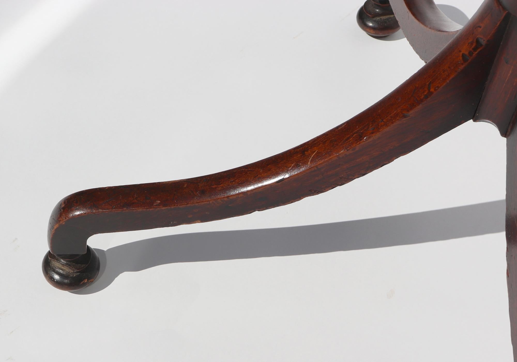 Regency Antique Mahogany Coat or Hat Stand In Good Condition For Sale In Downingtown, PA
