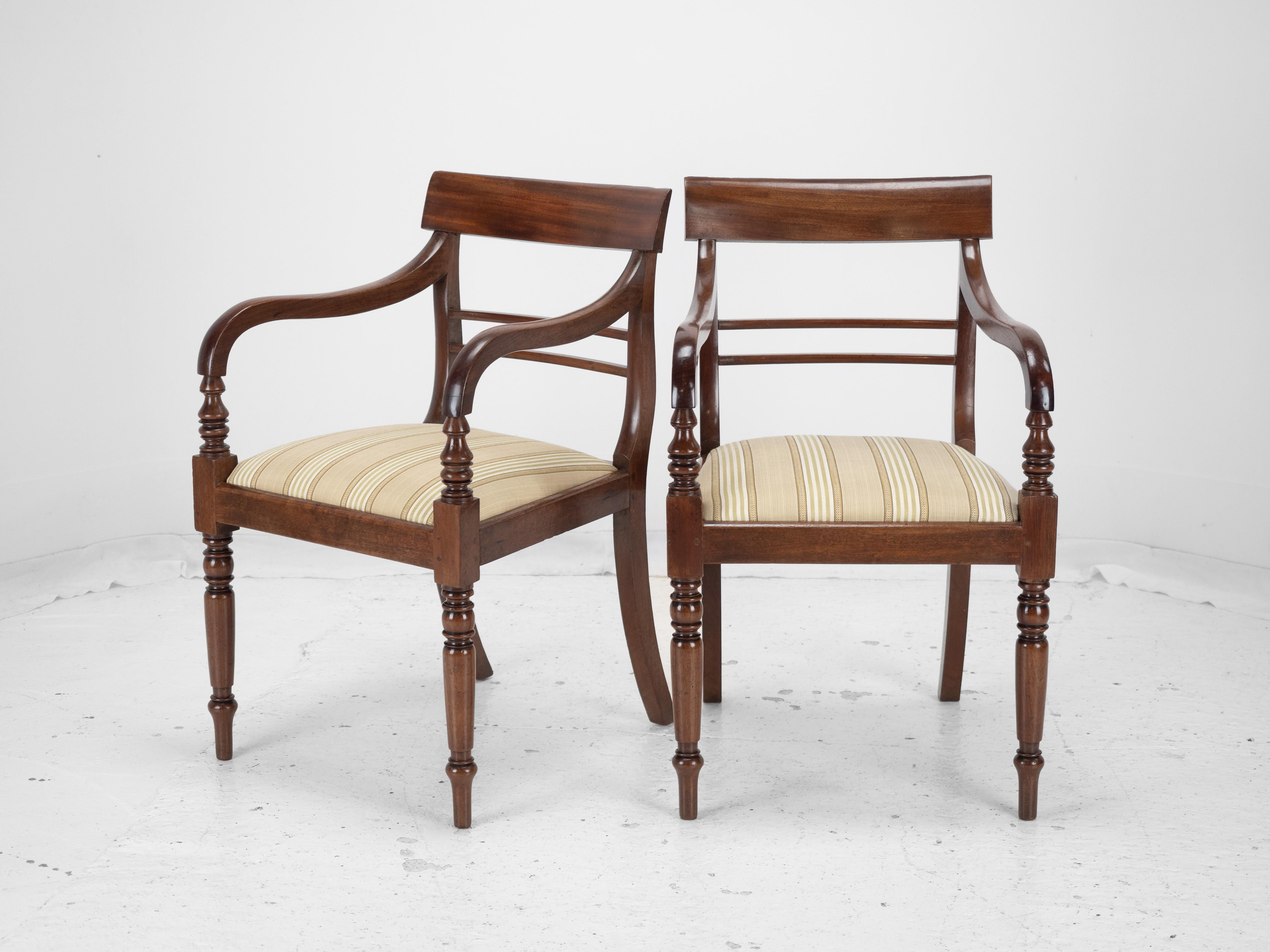 English Regency Mahogany Pair of Elbow Chairs Carvers c.1820 (Georgian Dining Armchairs) For Sale