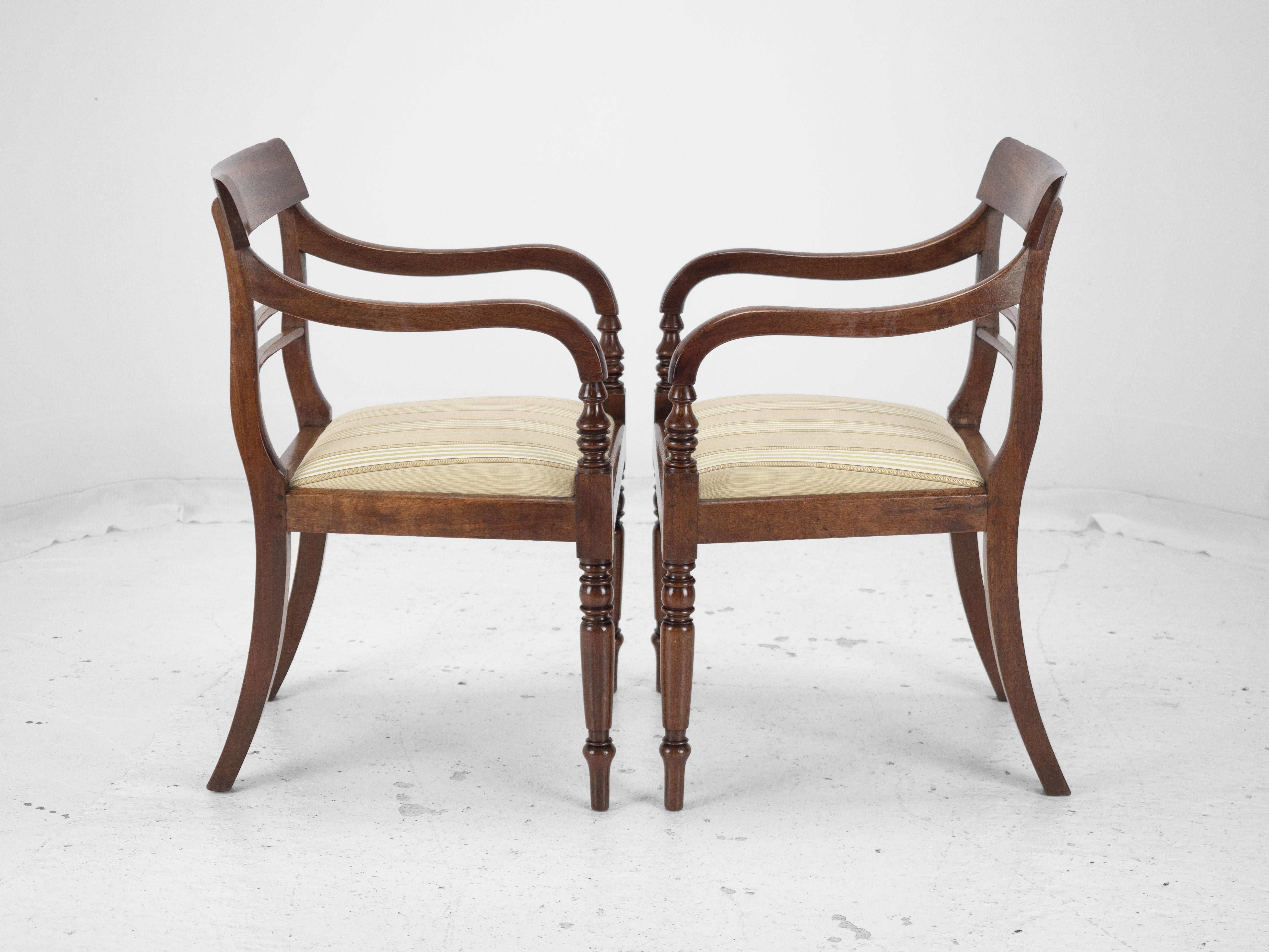 19th Century Regency Mahogany Pair of Elbow Chairs Carvers c.1820 (Georgian Dining Armchairs) For Sale