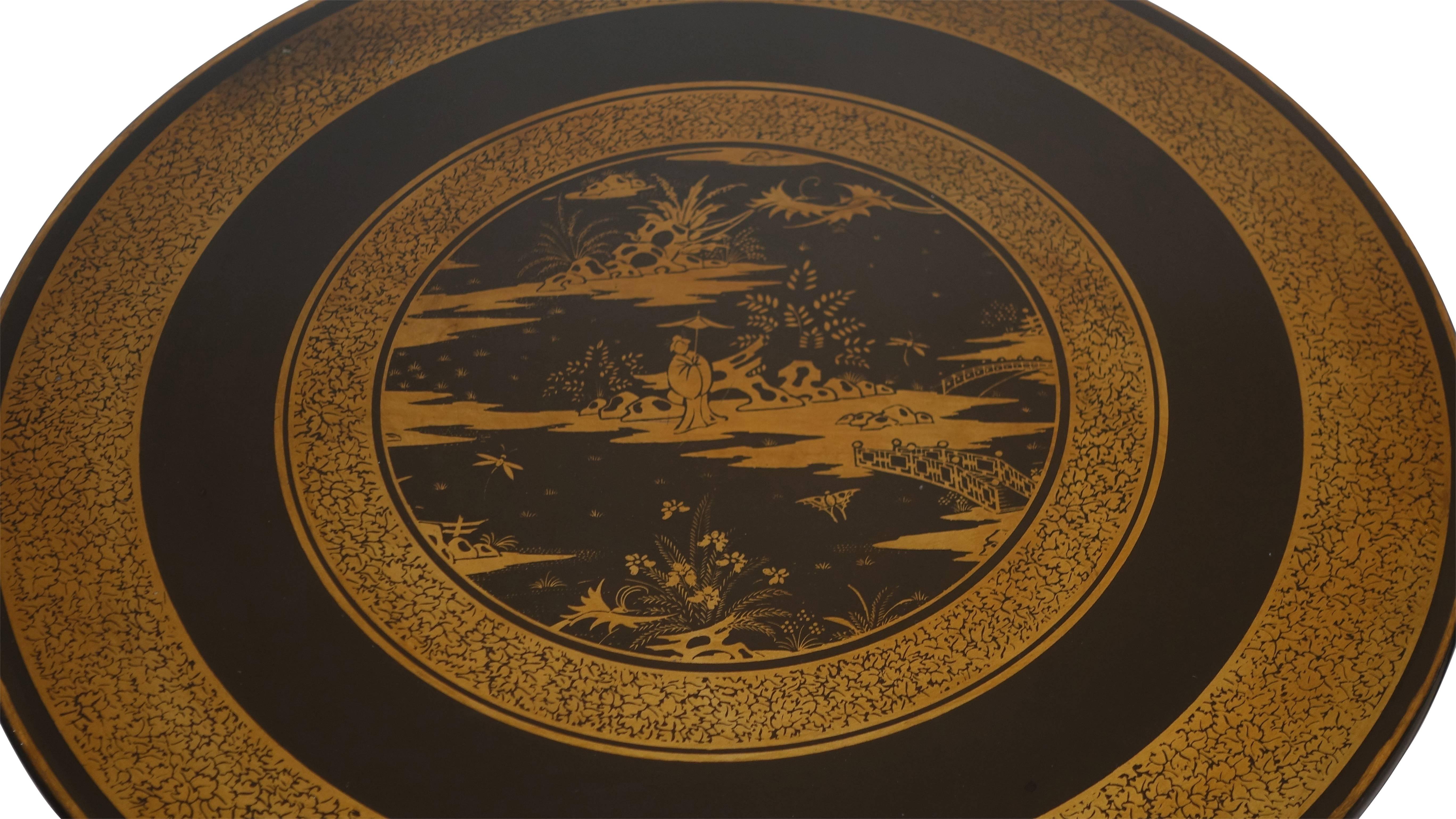 Lacquered Regency Black Lacquer Side Tables with Chinoiserie Decoration, circa 1840, Pair