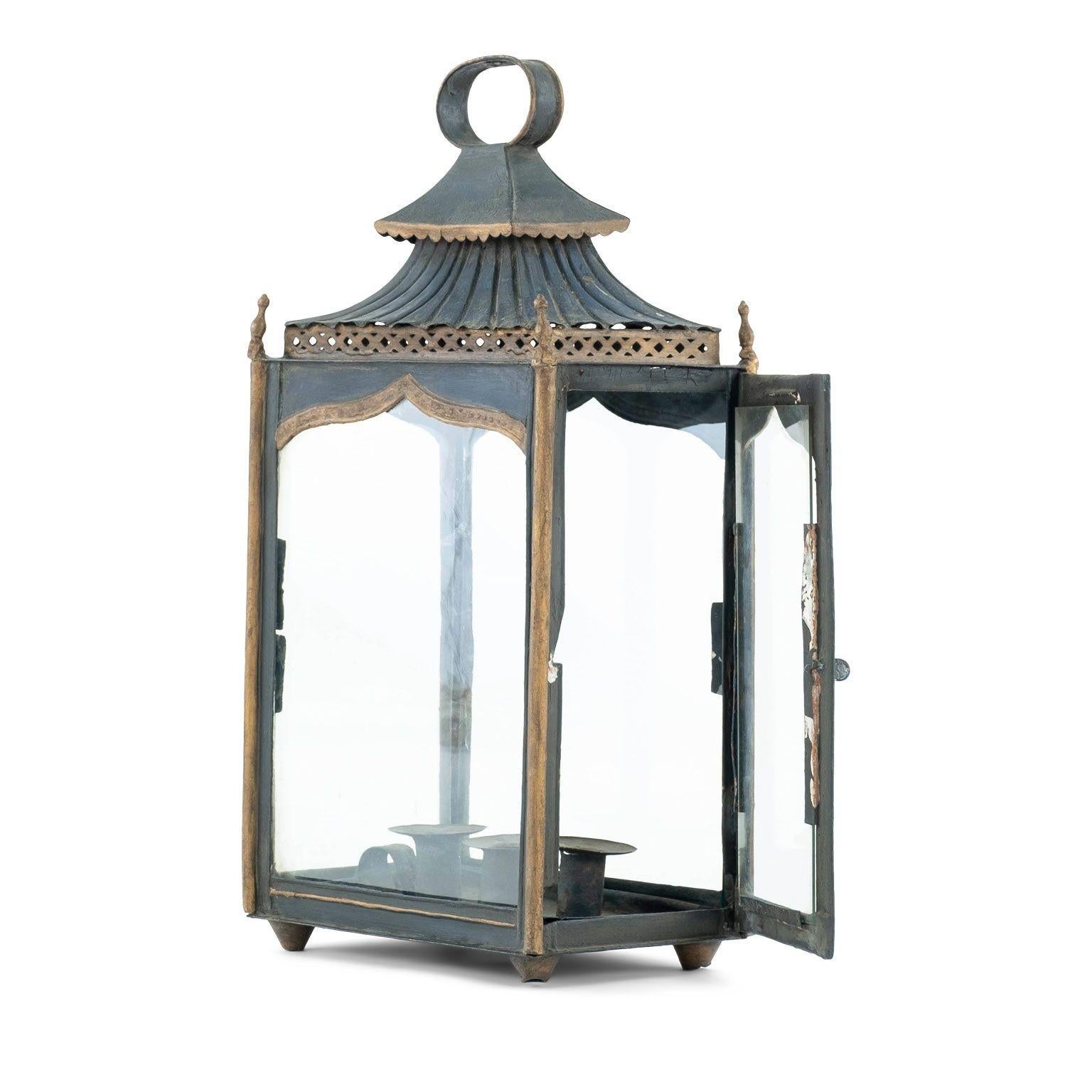 Regency Dark-Blue, Almost-Black Painted Tole Wall Lantern In Good Condition In Houston, TX