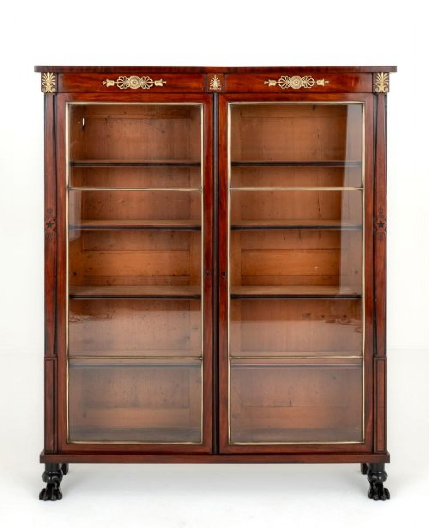 Fin du 20e siècle Bibliothèque Regency Cabinet vitré Acajou Epoque Antique en vente
