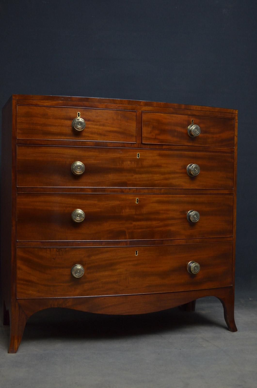 English Regency Bowfronted Chest of Drawers in Mahogany