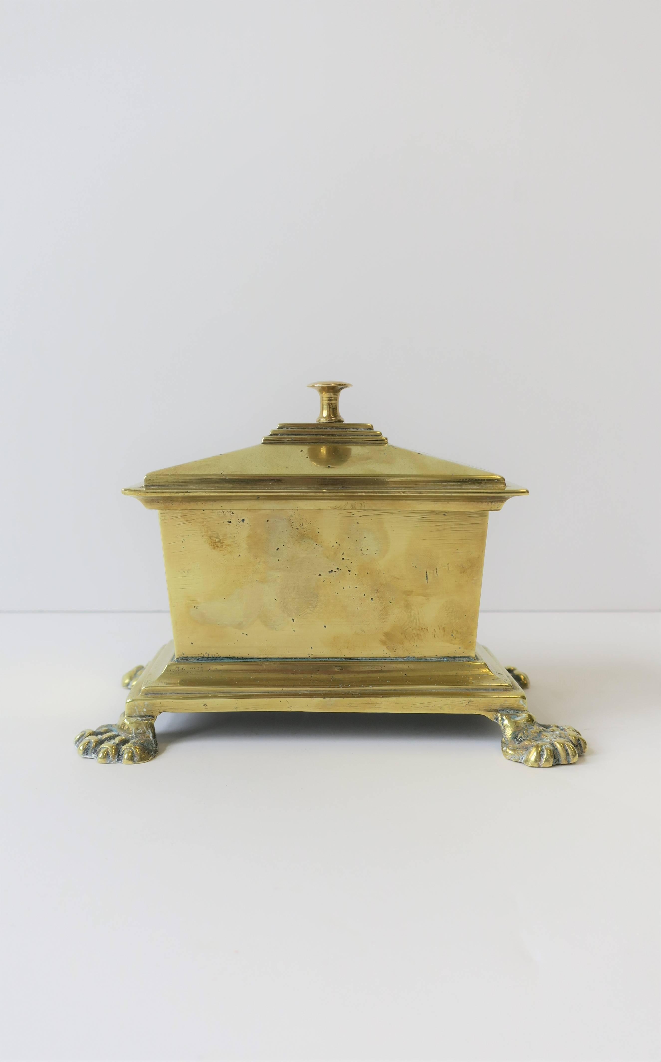 Regency Brass Box with Lion Paw Feet In Good Condition In New York, NY