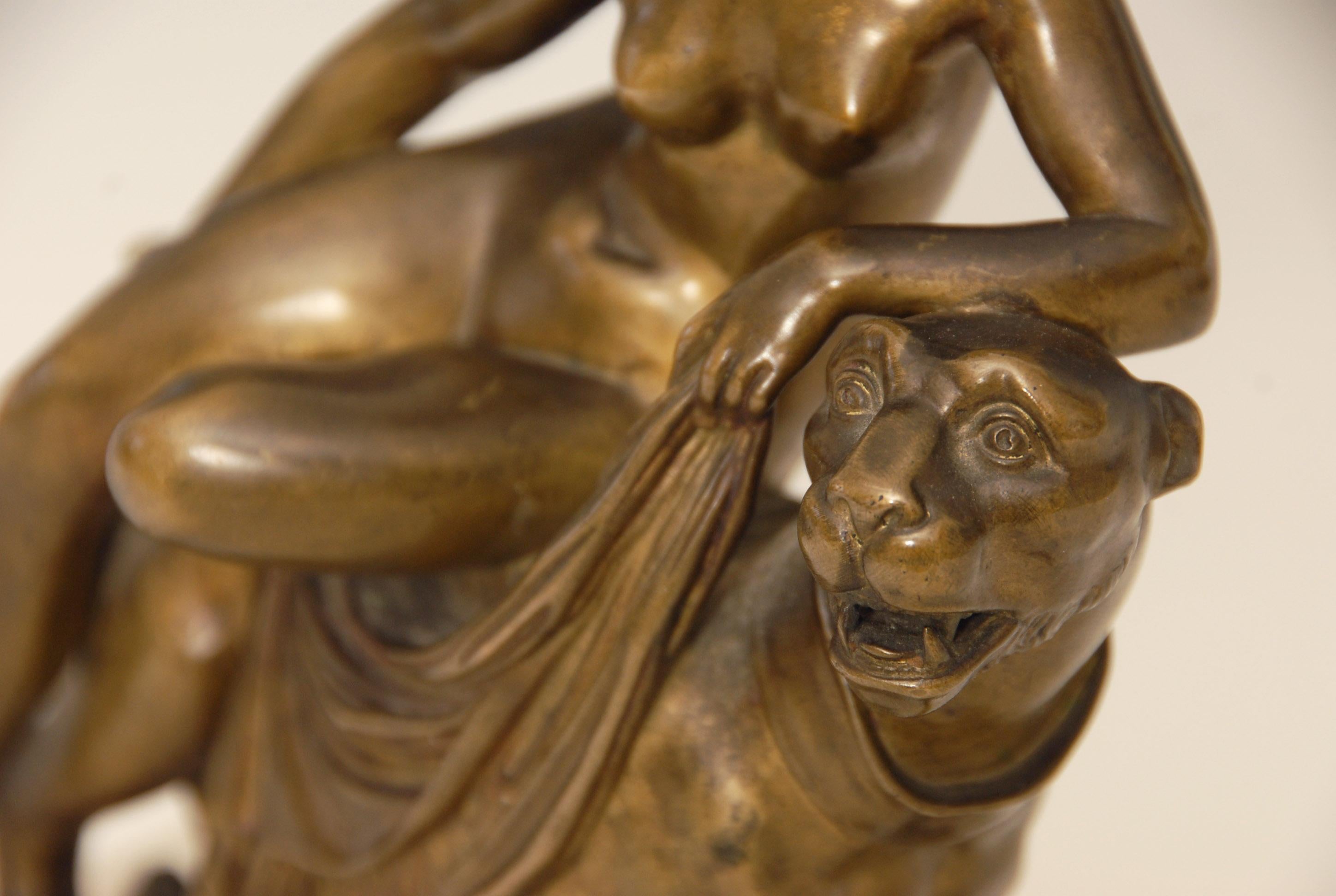Regency Bronze Statue or Sculpture of a Nude Female Riding on a Lion In Good Condition For Sale In Brighton, GB