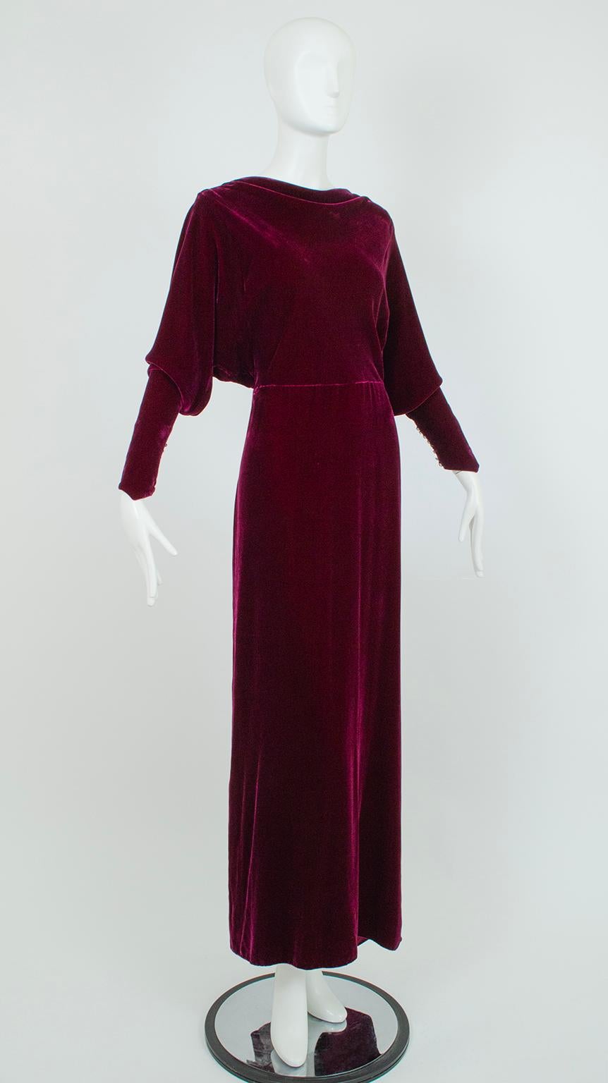 Regency Burgundy Silk Velvet Jeweled Cutout Back Bias Gown with Train – M, 1930s In Good Condition For Sale In Tucson, AZ