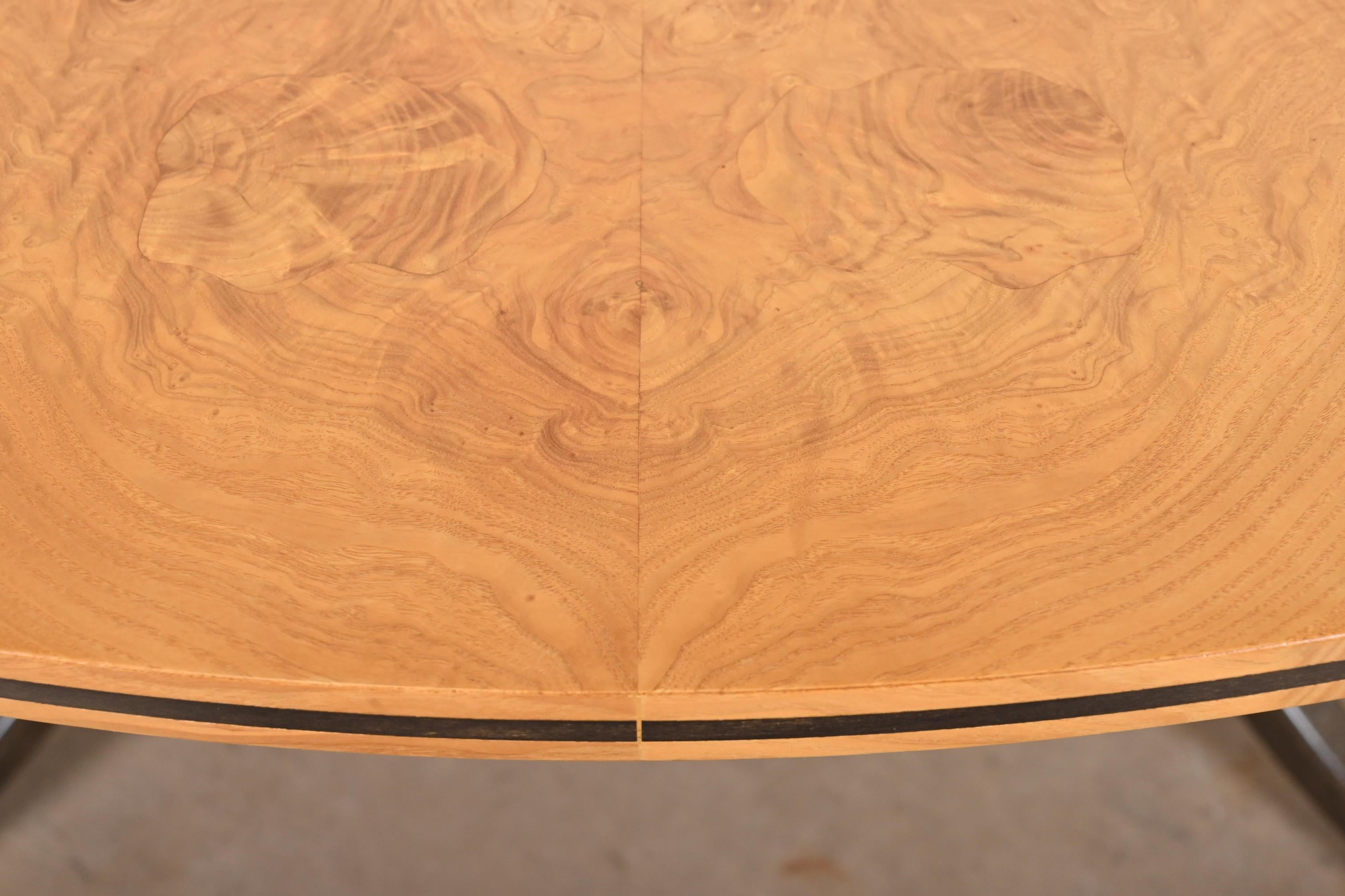 Regency Burl Wood Inlaid Round Pedestal Extension Dining Table, Newly Refinished 10