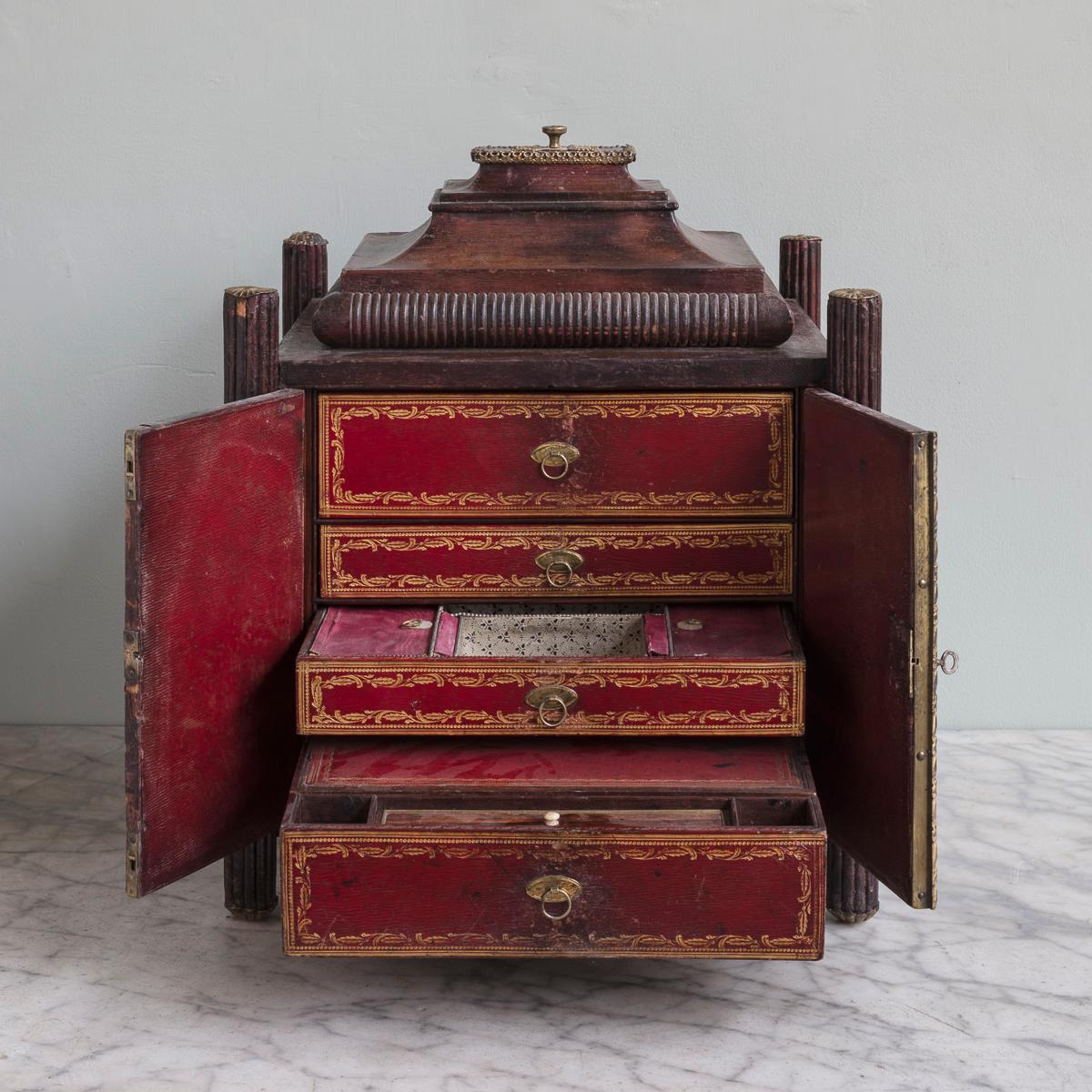 Regency-Kampagnen-Schreibkasten (Vergoldet) im Angebot