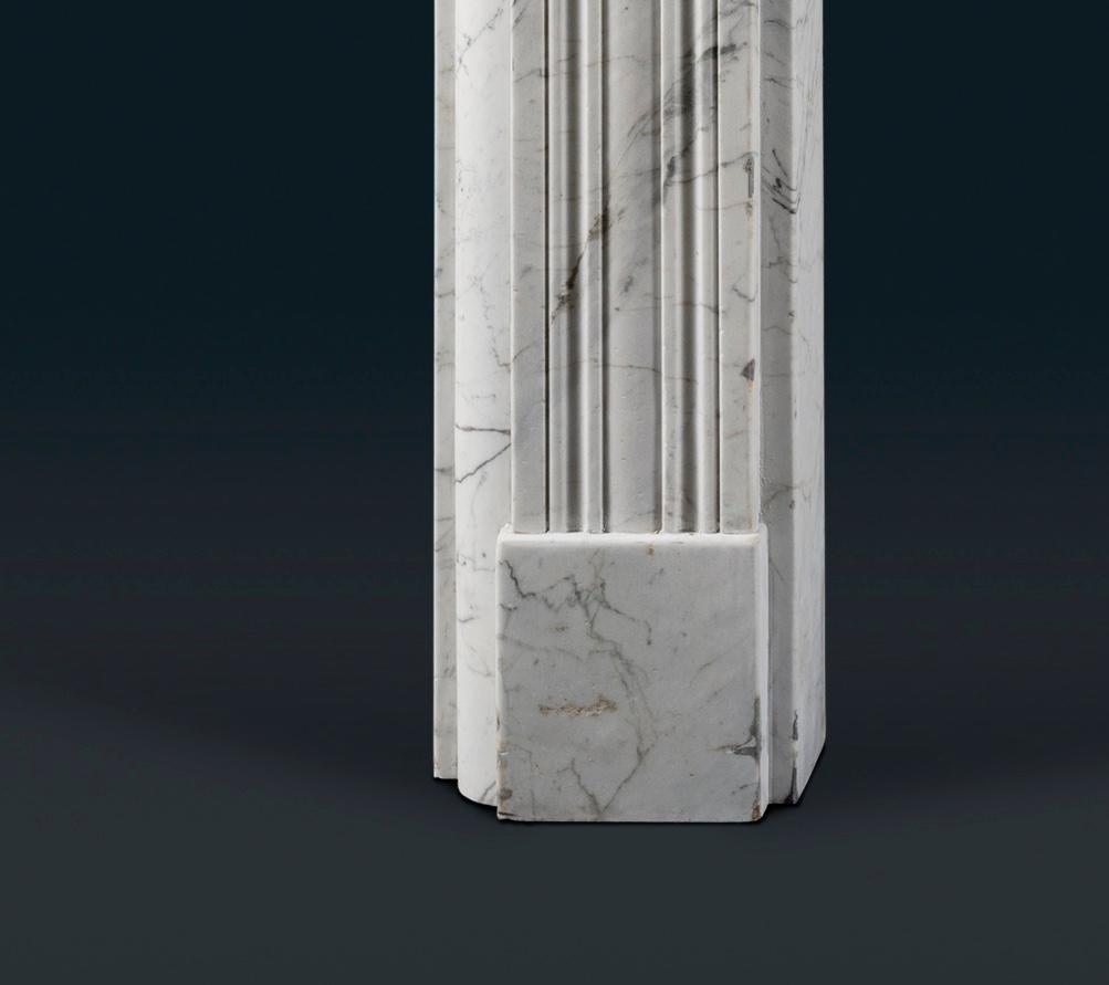 19th Century Regency Carrara Marble Bullseye Fireplace Surround For Sale