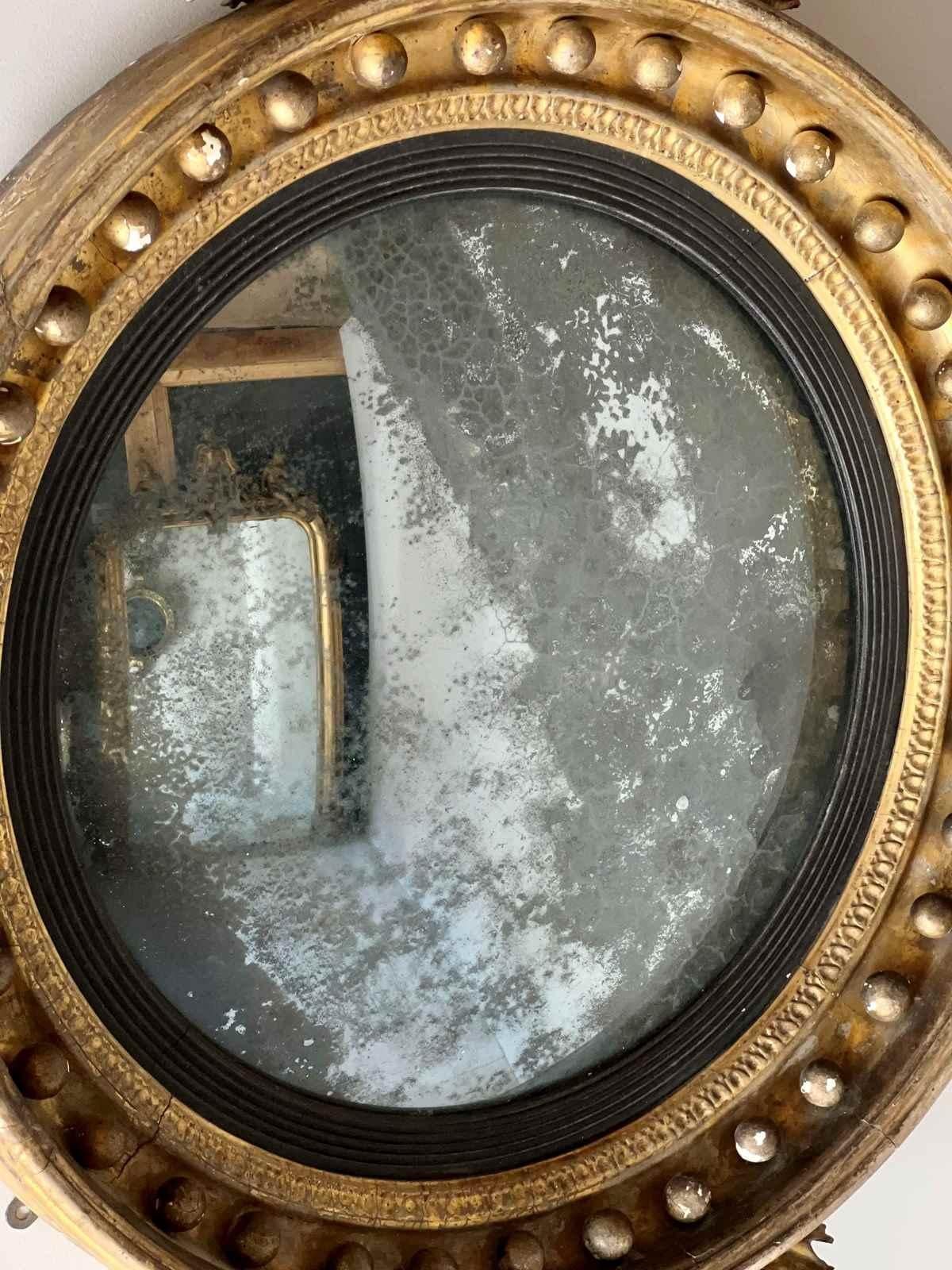 Regency Carved Giltwood Convex Wall Mirror For Sale 1