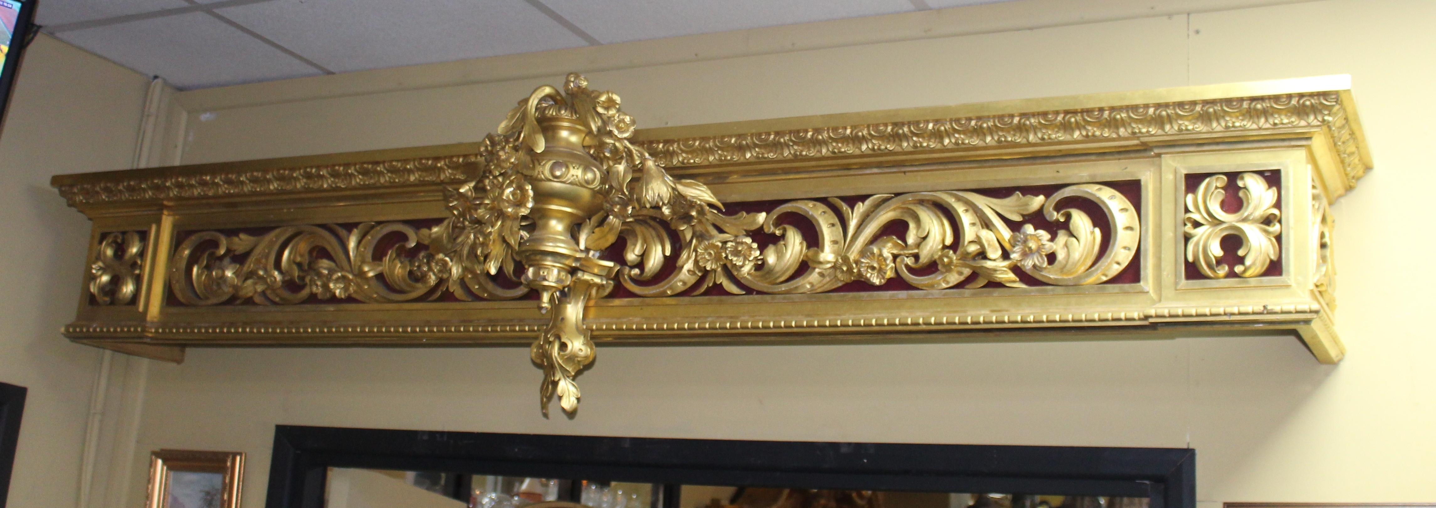 Regency Carved Giltwood Window Pelmet by D.J.McLauchlan, London In Good Condition For Sale In Worcester, GB