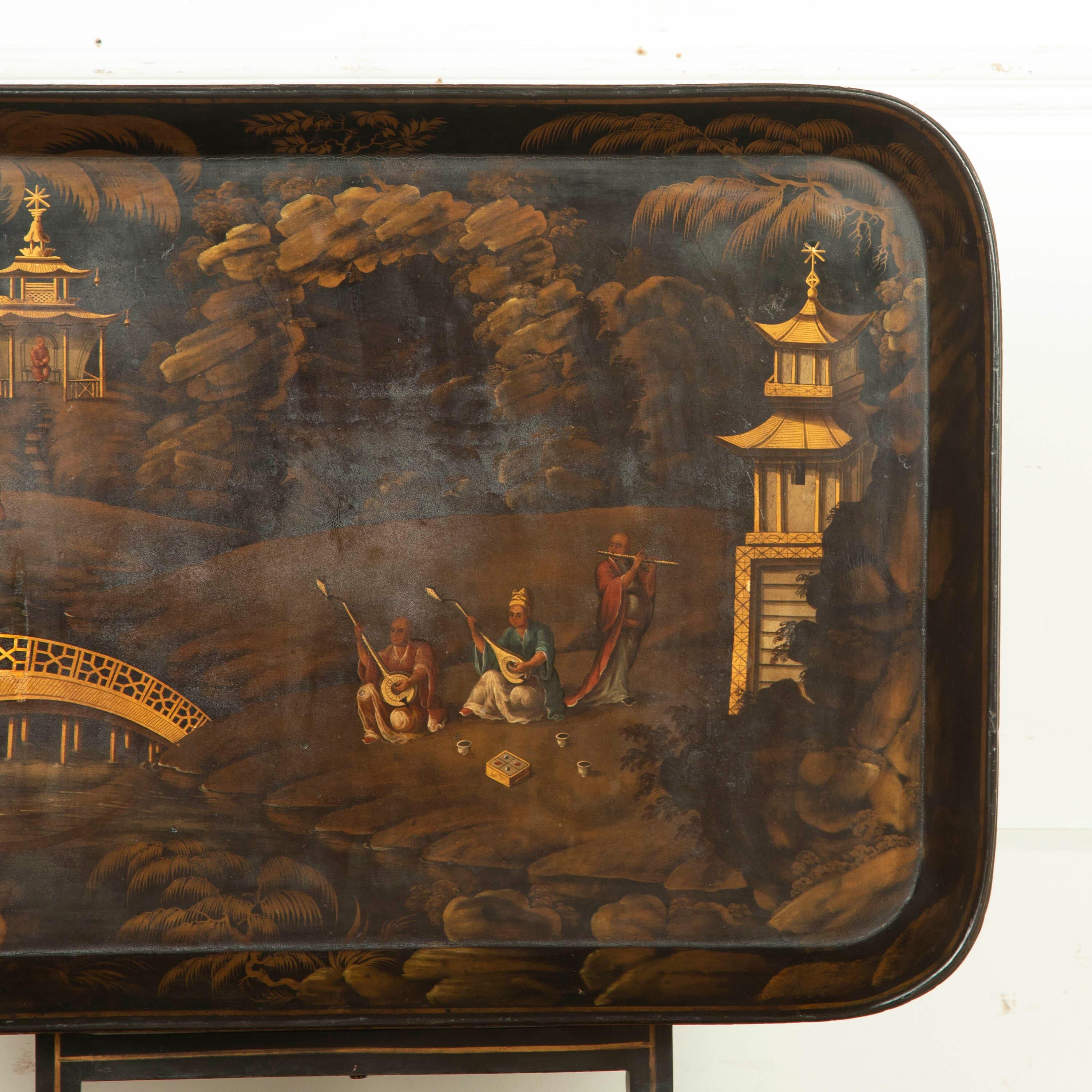 Regency Chinoiserie Tray on Stand In Excellent Condition For Sale In Shipston-On-Stour, GB